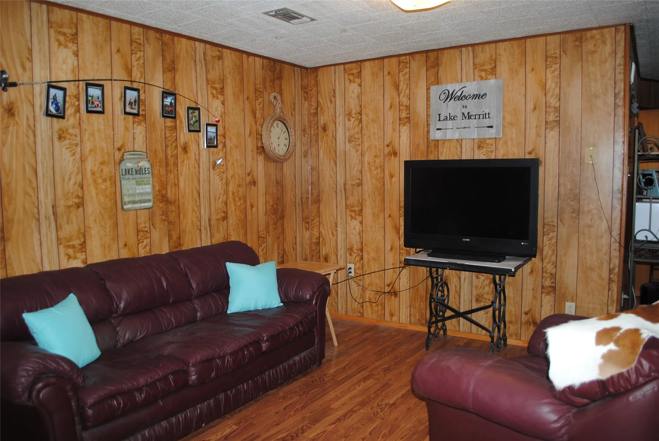 Single Family Residence For Sale in Mills County , 73 109, Goldthwaite, Texas 76844, 4 Bedroom, 3 Bathroom, Garage spaces, 2,240 Sqft, built in 1986, mls#21380993, Real Estate Agent in Goldthwaite, Homes For Sale in Mills county, Homes For Sale in Goldthwaite, Realtor in Goldthwaite Texas, Real Estate Brokerage Independent Realty Texas, Luminita Cordes Realtor