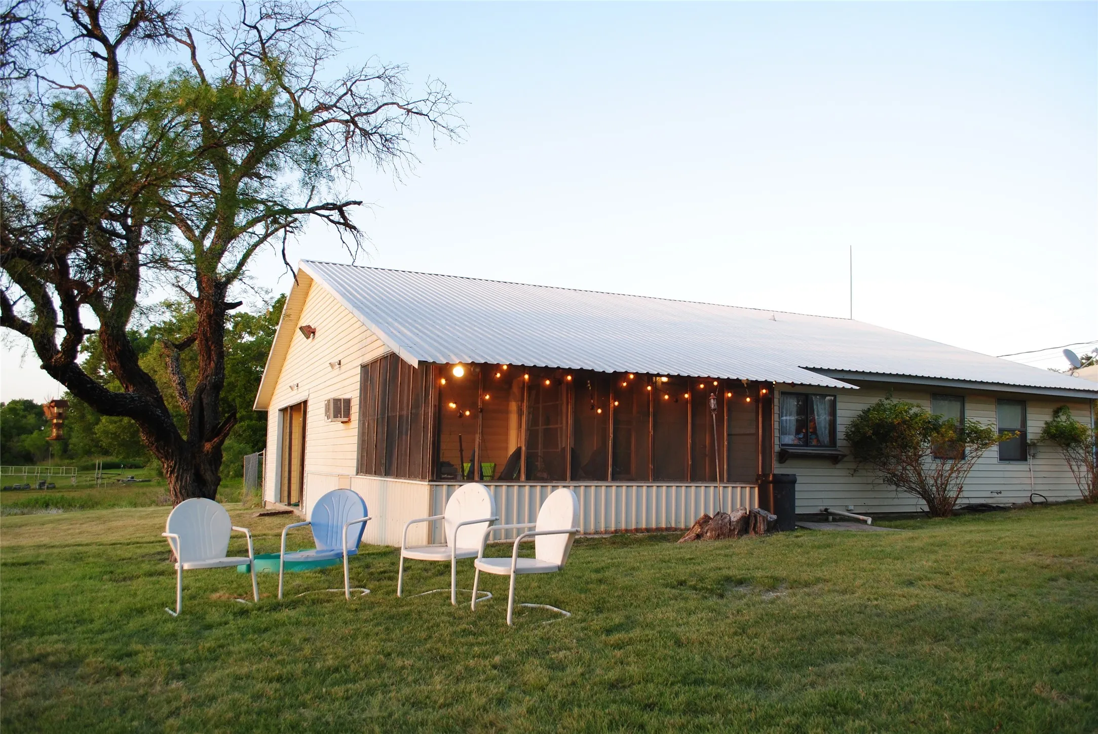 Single Family Residence For Sale in Mills County , 73 109, Goldthwaite, Texas 76844, 4 Bedroom, 3 Bathroom, Garage spaces, 2,240 Sqft, built in 1986, mls#21380993, Real Estate Agent in Goldthwaite, Homes For Sale in Mills county, Homes For Sale in Goldthwaite, Realtor in Goldthwaite Texas, Real Estate Brokerage Independent Realty Texas, Luminita Cordes Realtor