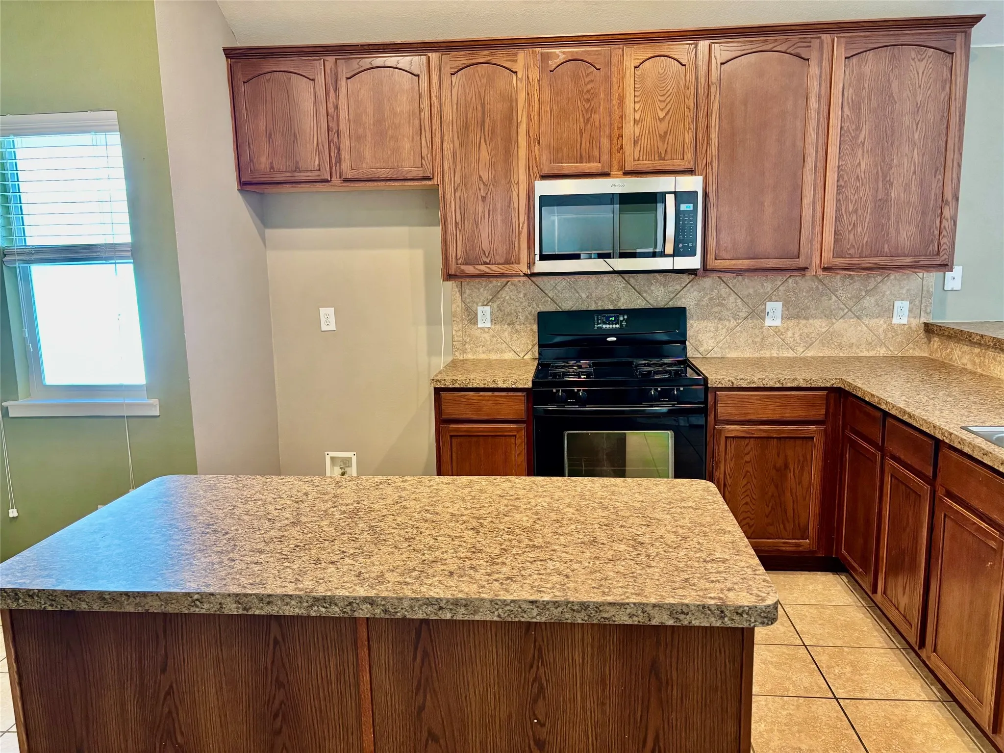 Single Family Residence For Rent in Denton County , 1512 Continental Congress Parkway, Savannah, Texas 76227, 4 Bedroom, 2 Bathroom, 2 Garage spaces, 1,657 Sqft, built in 2007, mls#21377823, Real Estate Agent in Savannah, Homes For Rent in Denton county, Homes For Rent in Savannah, Realtor in Savannah Texas, Real Estate Brokerage Independent Realty Texas, Luminita Cordes Realtor