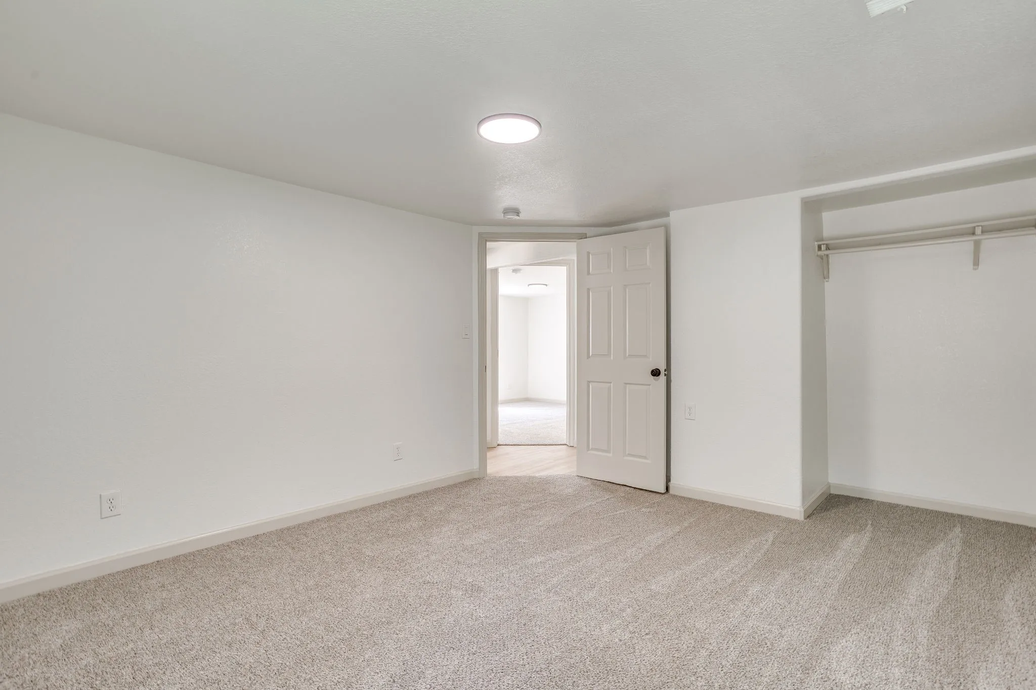 Single Family Residence For Sale in Johnson County , 407 Ada Street, Cleburne, Texas 76031, 3 Bedroom, 2 Bathroom, Garage spaces, 1,136 Sqft, built in 1953, mls#21380566, Real Estate Agent in Cleburne, Homes For Sale in Johnson county, Homes For Sale in Cleburne, Realtor in Cleburne Texas, Real Estate Brokerage Independent Realty Texas, Luminita Cordes Realtor