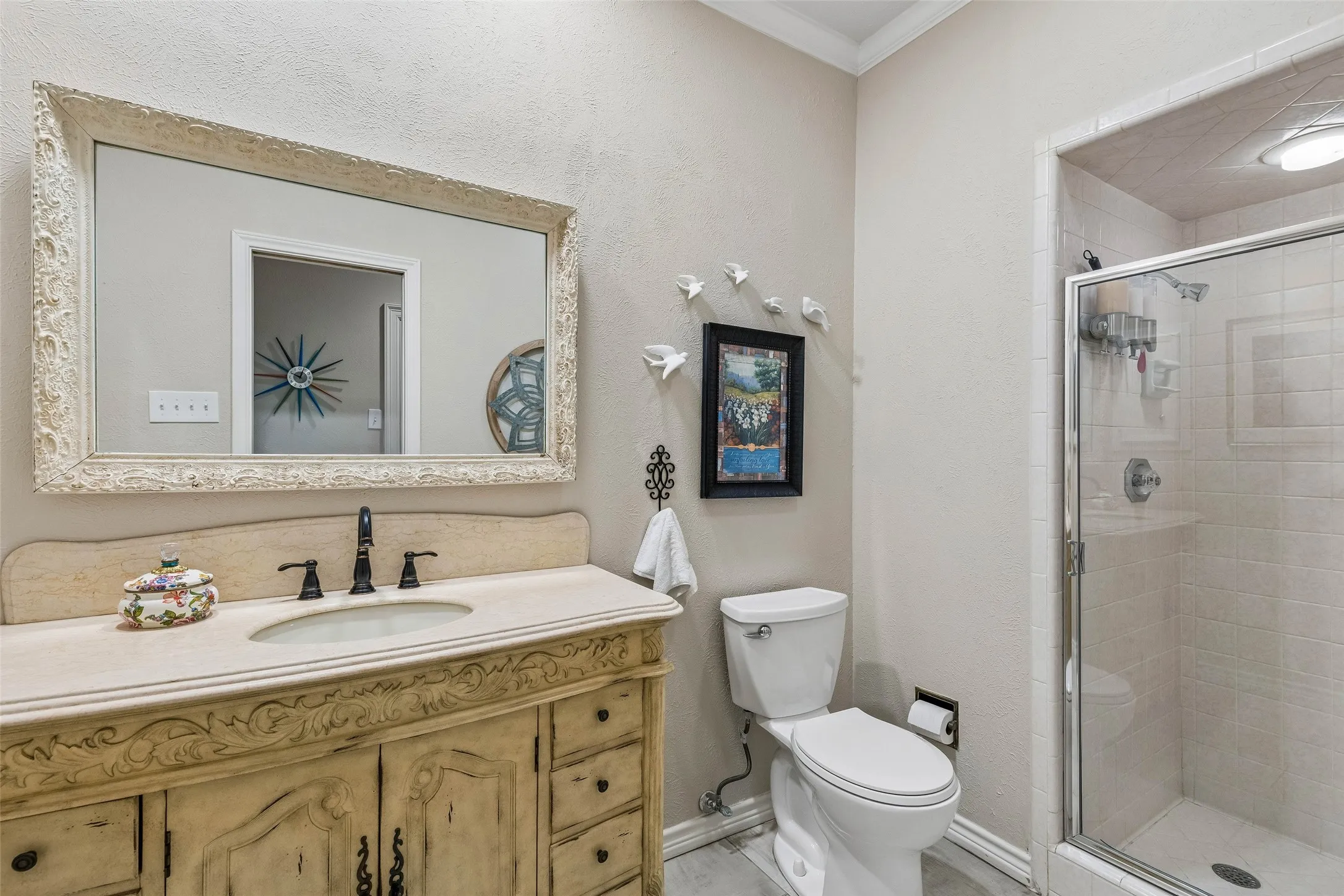 Single Family Residence For Sale in Dallas County , 9631 Hilldale Drive, Dallas, Texas 75231, 5 Bedroom, 7 Bathroom, 3 Garage spaces, 5,586 Sqft, built in 1979, mls#21380614, Real Estate Agent in Dallas, Homes For Sale in Dallas county, Homes For Sale in Dallas, Realtor in Dallas Texas, Real Estate Brokerage Independent Realty Texas, Luminita Cordes Realtor