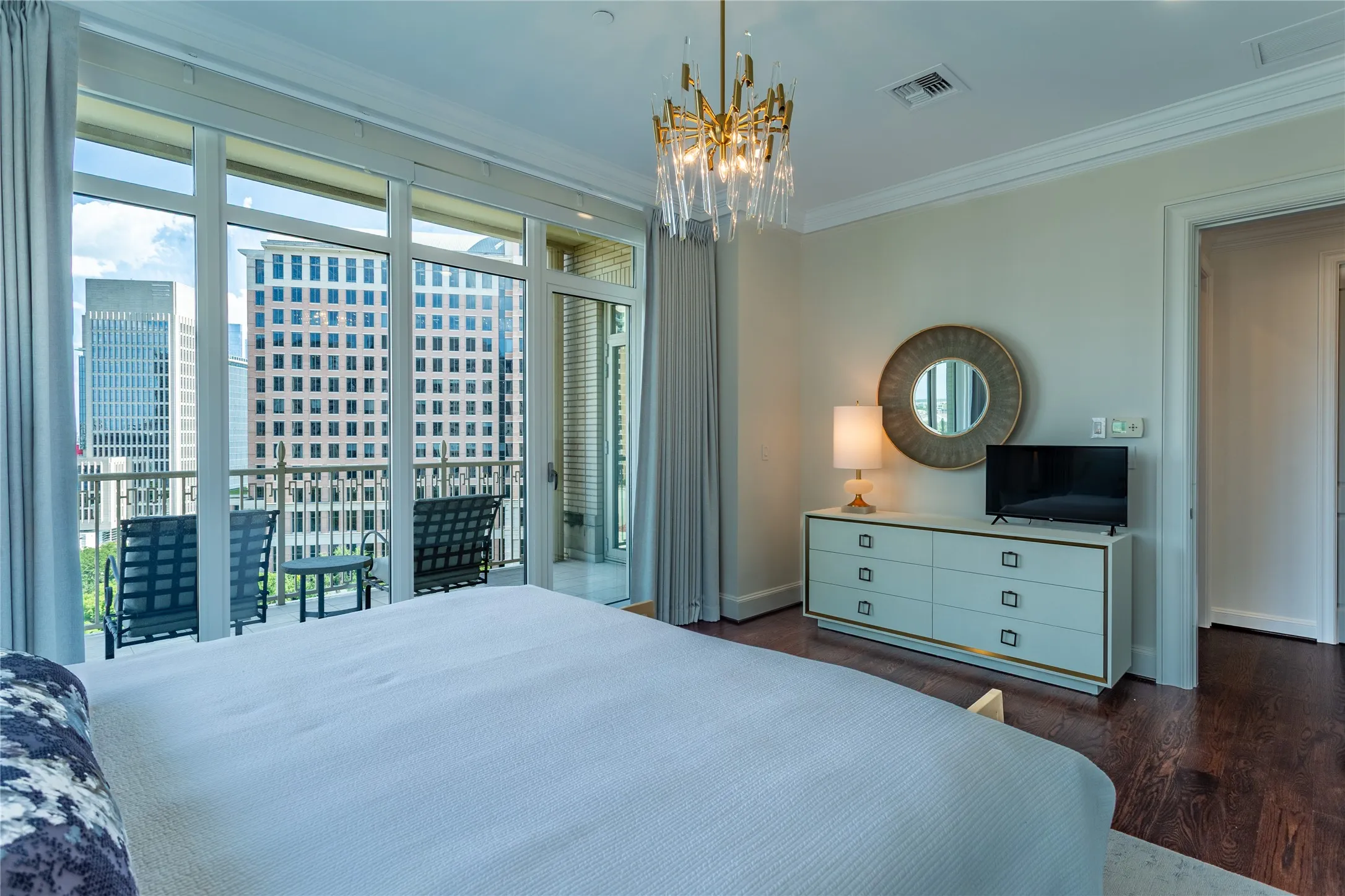 Primary Suite split from Guest Bedroom
