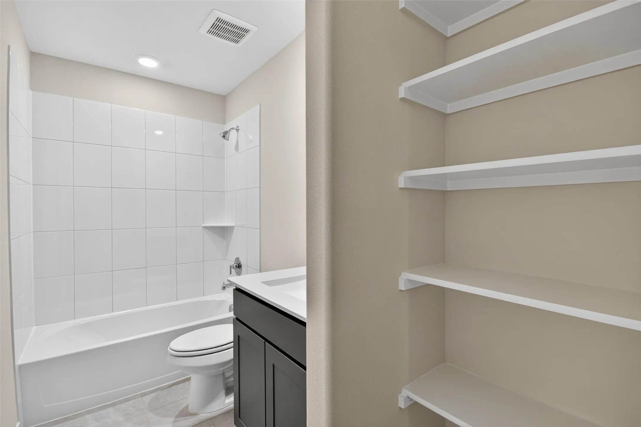Single Family Residence For Rent in Rockwall County , 2025 Hearn Drive, Royse City, Texas 75189, 4 Bedroom, 2 Bathroom, 2 Garage spaces, 2,100 Sqft, built in 2026, mls#21379366, Real Estate Agent in Royse City, Homes For Rent in Rockwall county, Homes For Rent in Royse City, Realtor in Royse City Texas, Real Estate Brokerage Independent Realty Texas, Luminita Cordes Realtor