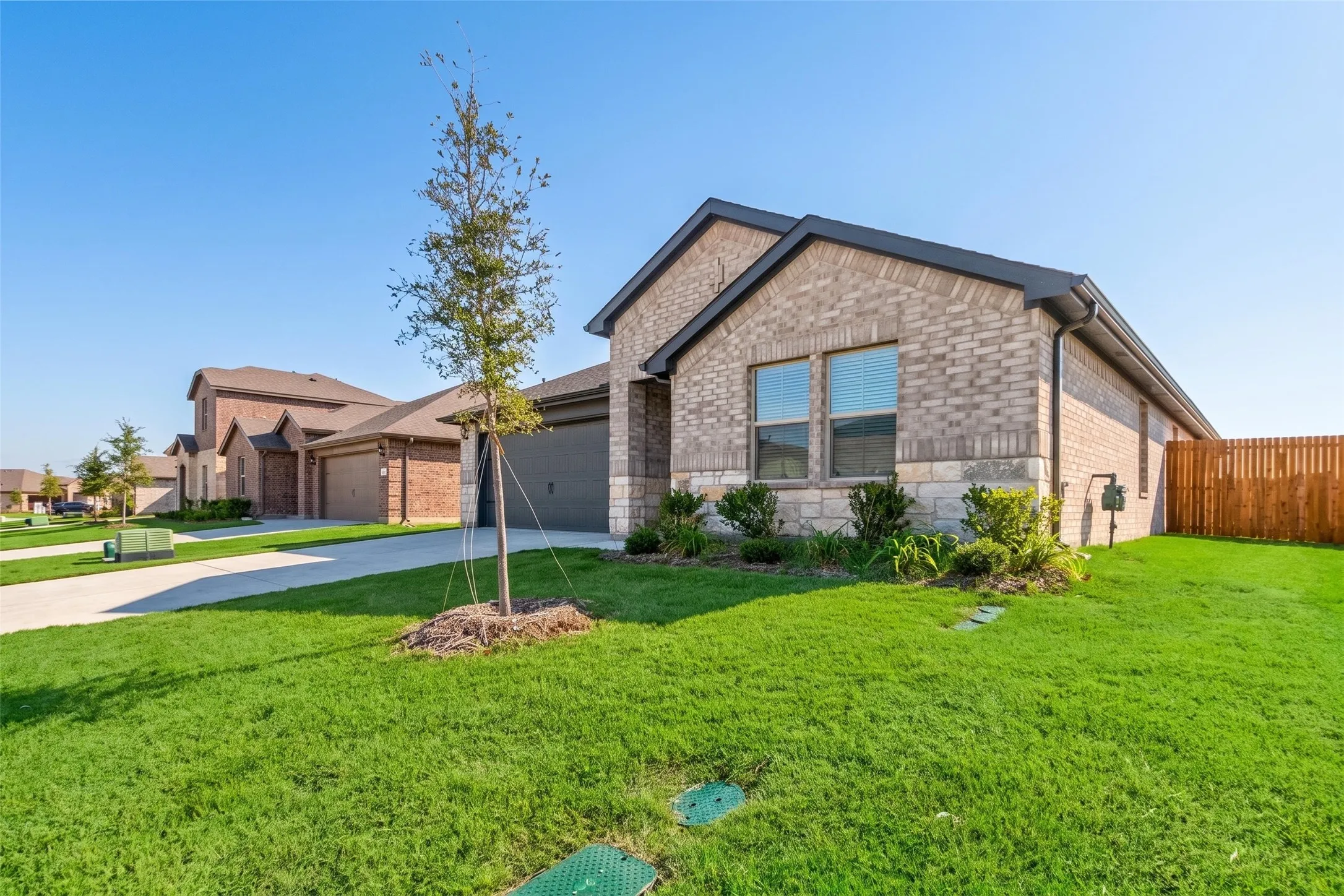 Single Family Residence For Rent in Rockwall County , 2025 Hearn Drive, Royse City, Texas 75189, 4 Bedroom, 2 Bathroom, 2 Garage spaces, 2,100 Sqft, built in 2026, mls#21379366, Real Estate Agent in Royse City, Homes For Rent in Rockwall county, Homes For Rent in Royse City, Realtor in Royse City Texas, Real Estate Brokerage Independent Realty Texas, Luminita Cordes Realtor