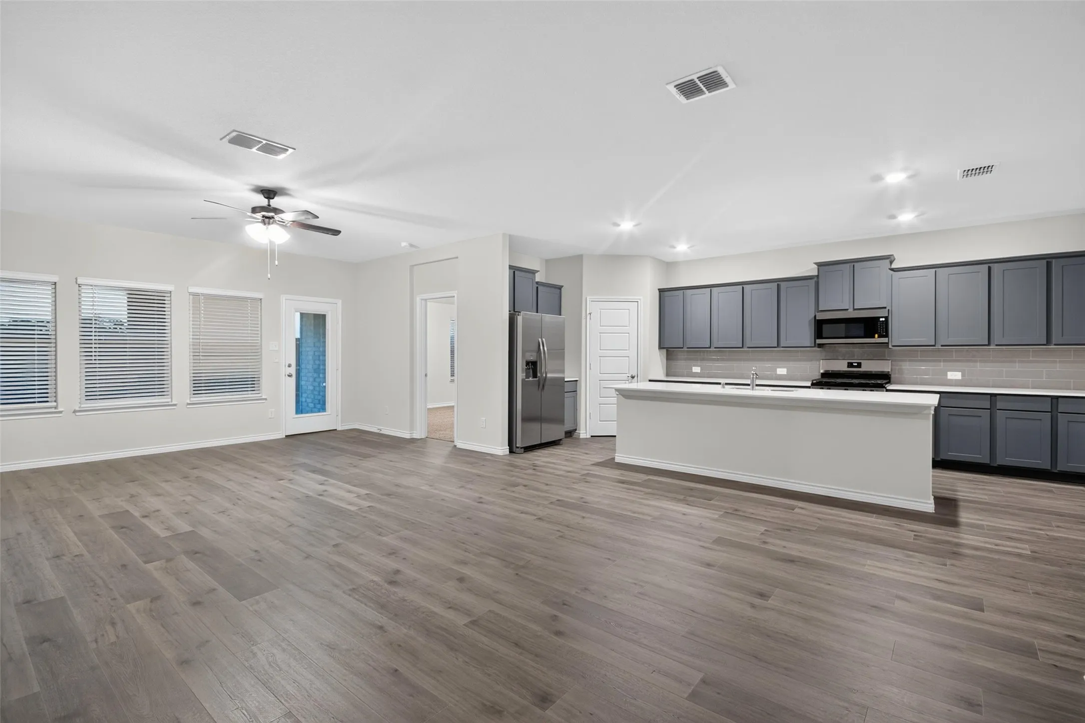 Single Family Residence For Rent in Rockwall County , 2025 Hearn Drive, Royse City, Texas 75189, 4 Bedroom, 2 Bathroom, 2 Garage spaces, 2,100 Sqft, built in 2026, mls#21379366, Real Estate Agent in Royse City, Homes For Rent in Rockwall county, Homes For Rent in Royse City, Realtor in Royse City Texas, Real Estate Brokerage Independent Realty Texas, Luminita Cordes Realtor