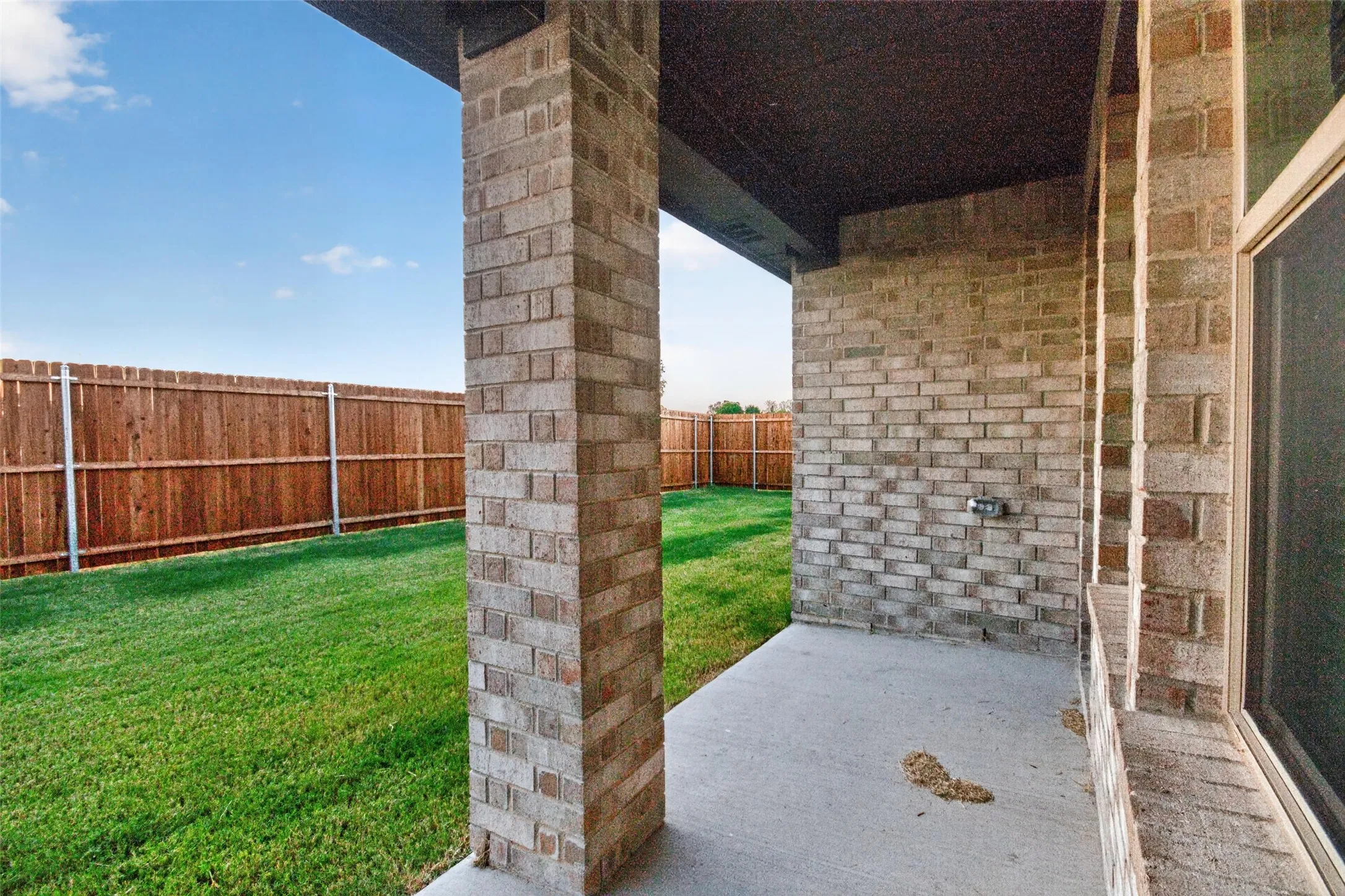 Single Family Residence For Rent in Rockwall County , 2025 Hearn Drive, Royse City, Texas 75189, 4 Bedroom, 2 Bathroom, 2 Garage spaces, 2,100 Sqft, built in 2026, mls#21379366, Real Estate Agent in Royse City, Homes For Rent in Rockwall county, Homes For Rent in Royse City, Realtor in Royse City Texas, Real Estate Brokerage Independent Realty Texas, Luminita Cordes Realtor