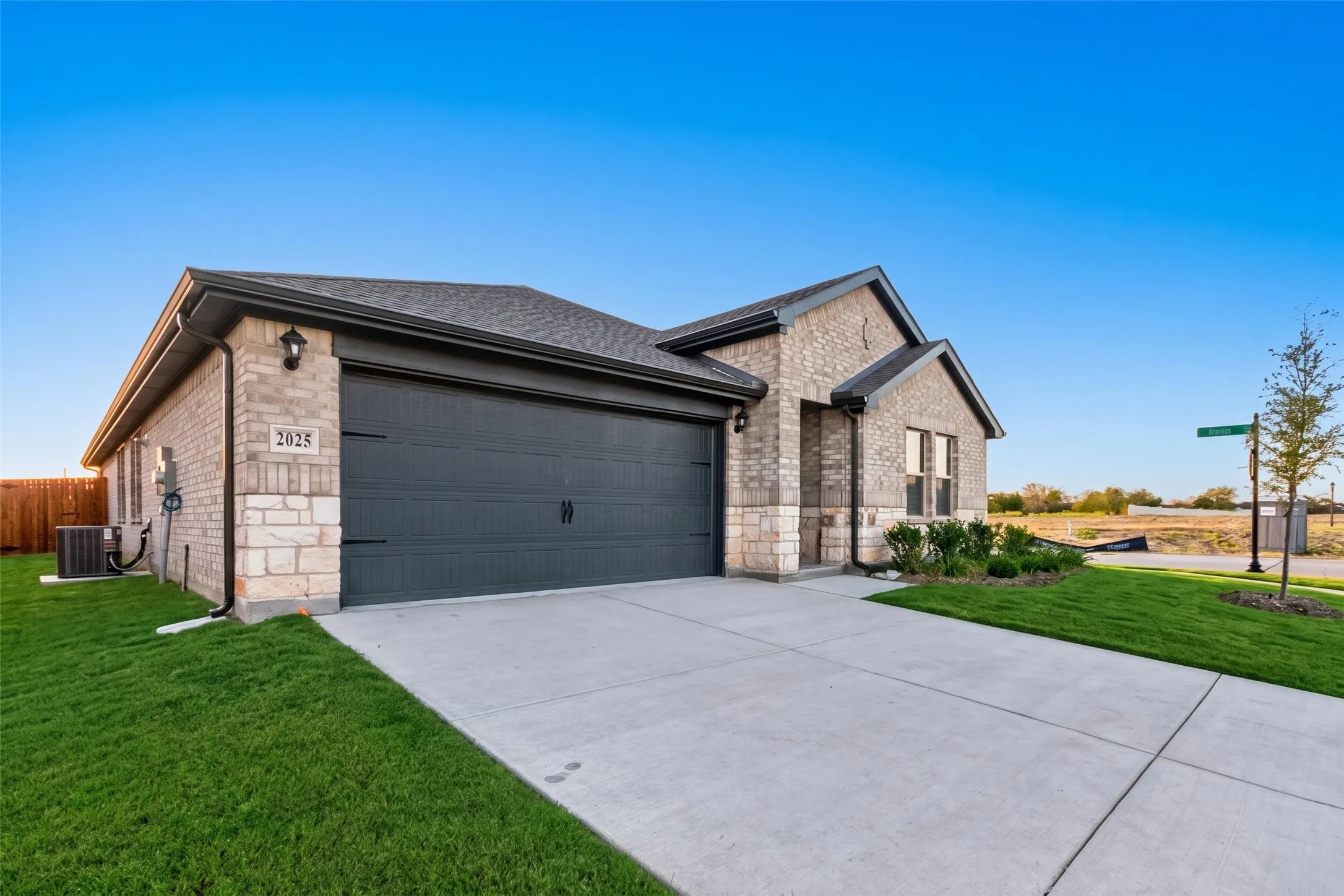 Single Family Residence For Rent in Rockwall County , 2025 Hearn Drive, Royse City, Texas 75189, 4 Bedroom, 2 Bathroom, 2 Garage spaces, 2,100 Sqft, built in 2026, mls#21379366, Real Estate Agent in Royse City, Homes For Rent in Rockwall county, Homes For Rent in Royse City, Realtor in Royse City Texas, Real Estate Brokerage Independent Realty Texas, Luminita Cordes Realtor