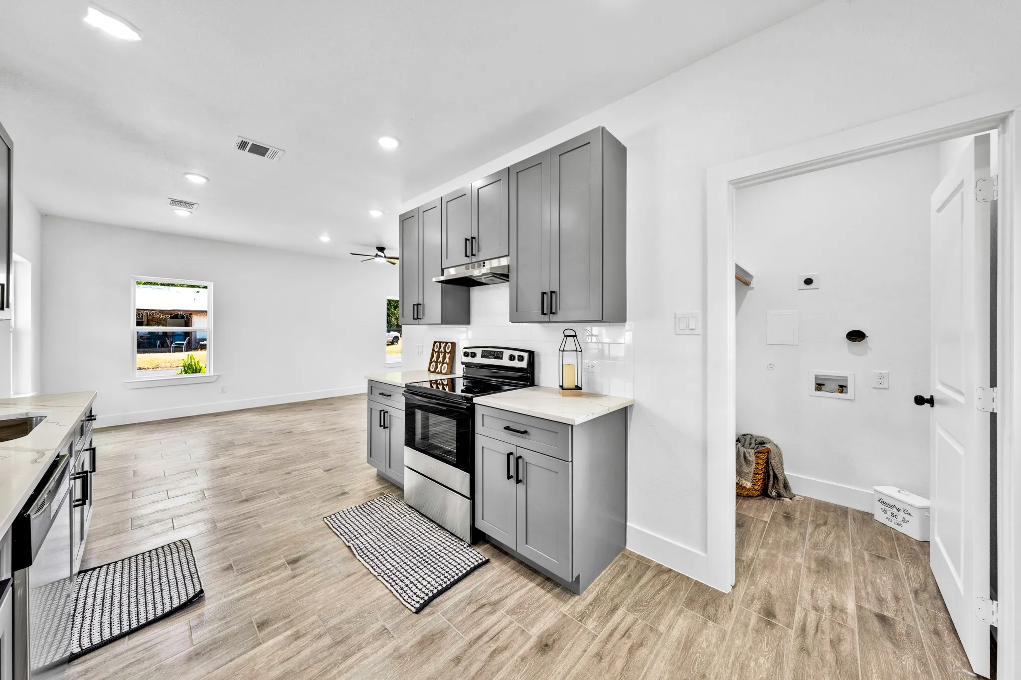 Single Family Residence For Sale in Hopkins County , 220 Calvert Street, Sulphur Springs, Texas 75482, 2 Bedroom, 2 Bathroom, Garage spaces, 862 Sqft, built in 2026, mls#21377690, Real Estate Agent in Sulphur Springs, Homes For Sale in Hopkins county, Homes For Sale in Sulphur Springs, Realtor in Sulphur Springs Texas, Real Estate Brokerage Independent Realty Texas, Luminita Cordes Realtor