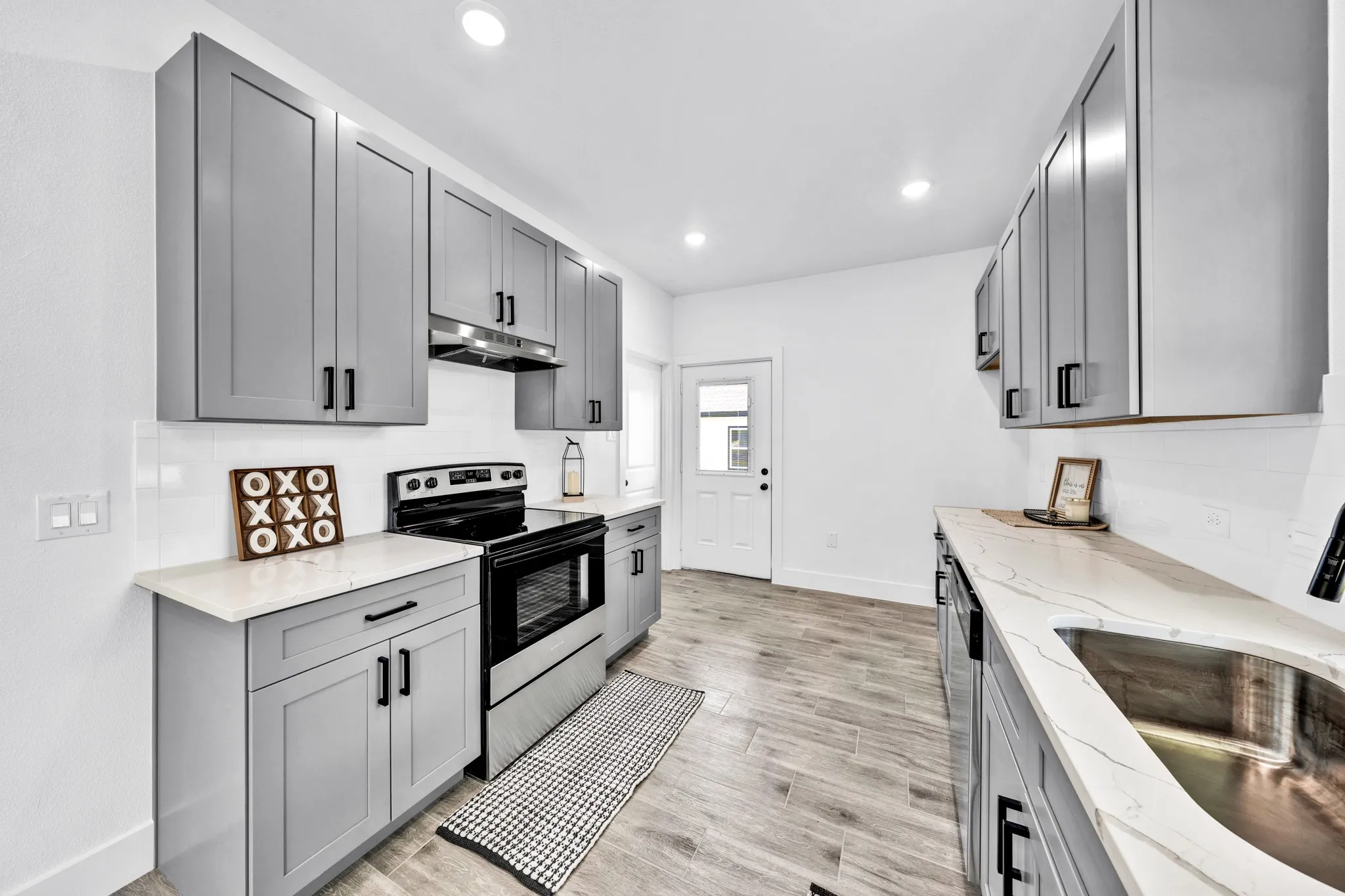 Single Family Residence For Sale in Hopkins County , 220 Calvert Street, Sulphur Springs, Texas 75482, 2 Bedroom, 2 Bathroom, Garage spaces, 862 Sqft, built in 2026, mls#21377690, Real Estate Agent in Sulphur Springs, Homes For Sale in Hopkins county, Homes For Sale in Sulphur Springs, Realtor in Sulphur Springs Texas, Real Estate Brokerage Independent Realty Texas, Luminita Cordes Realtor