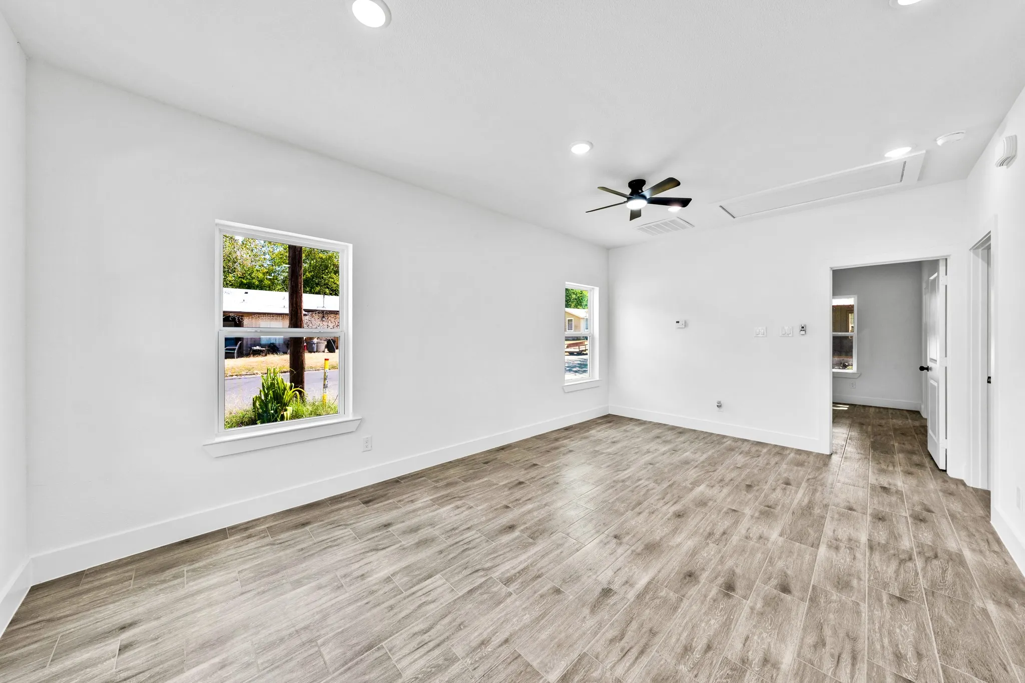 Single Family Residence For Sale in Hopkins County , 220 Calvert Street, Sulphur Springs, Texas 75482, 2 Bedroom, 2 Bathroom, Garage spaces, 862 Sqft, built in 2026, mls#21377690, Real Estate Agent in Sulphur Springs, Homes For Sale in Hopkins county, Homes For Sale in Sulphur Springs, Realtor in Sulphur Springs Texas, Real Estate Brokerage Independent Realty Texas, Luminita Cordes Realtor
