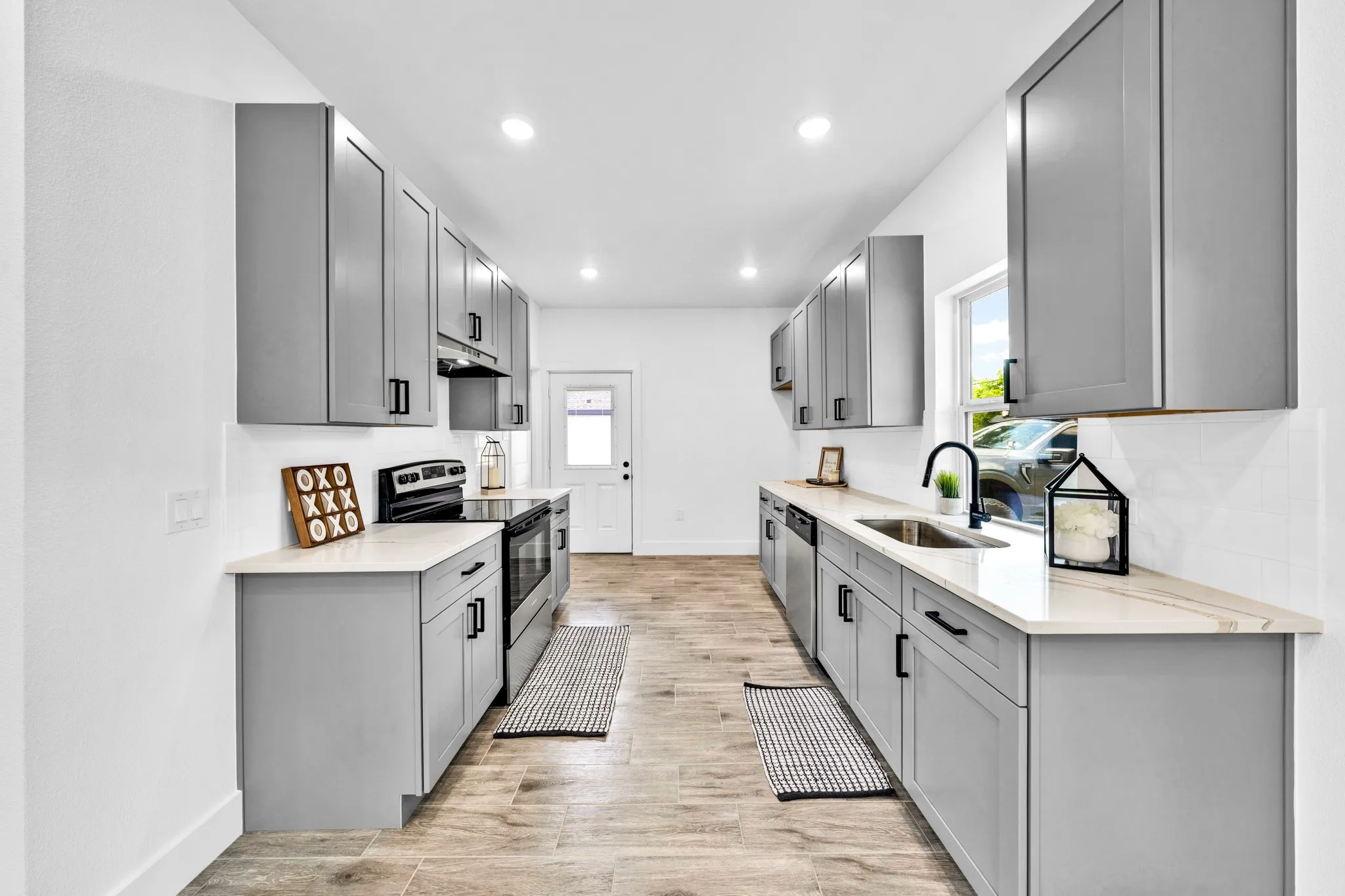 Single Family Residence For Sale in Hopkins County , 220 Calvert Street, Sulphur Springs, Texas 75482, 2 Bedroom, 2 Bathroom, Garage spaces, 862 Sqft, built in 2026, mls#21377690, Real Estate Agent in Sulphur Springs, Homes For Sale in Hopkins county, Homes For Sale in Sulphur Springs, Realtor in Sulphur Springs Texas, Real Estate Brokerage Independent Realty Texas, Luminita Cordes Realtor