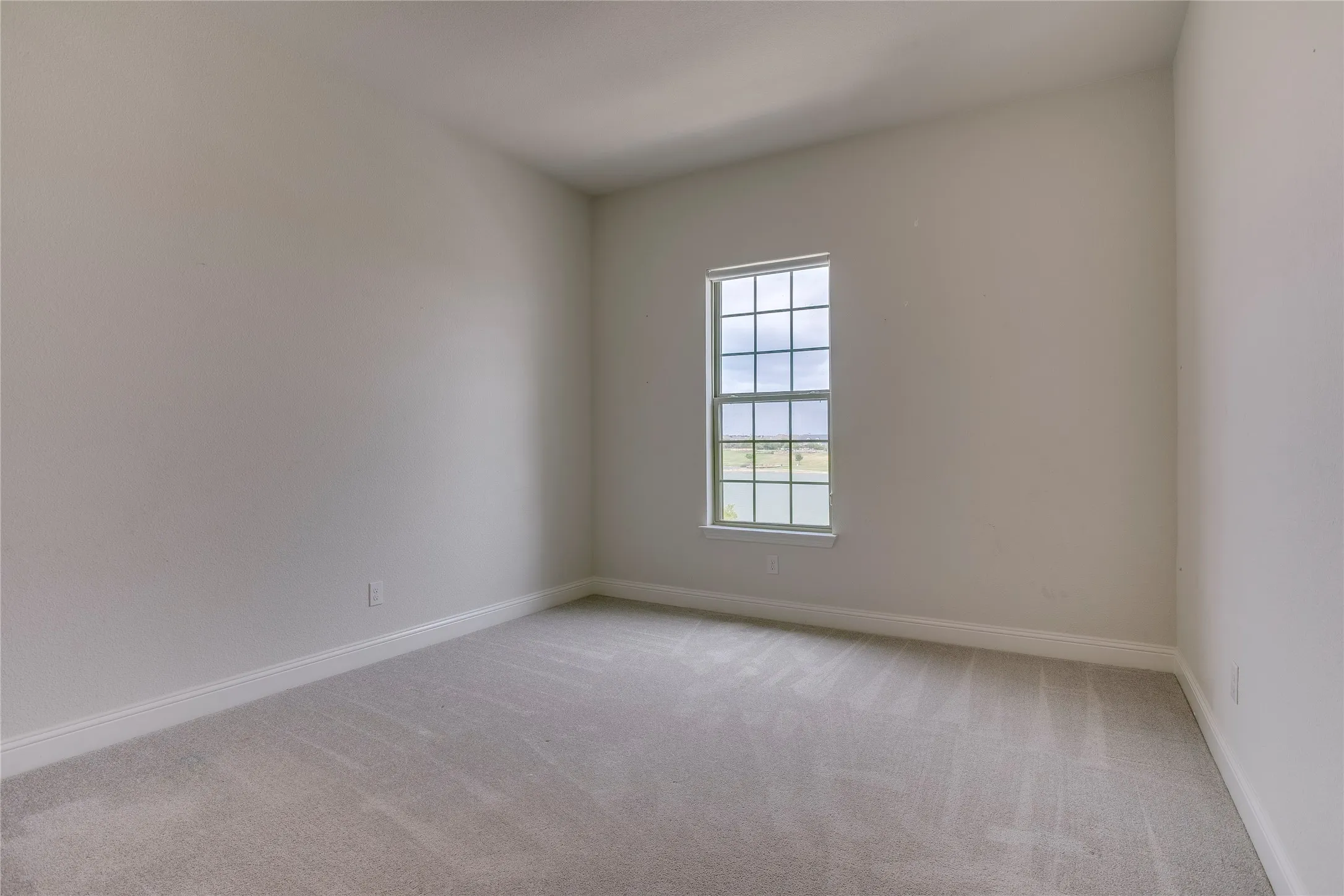 Single Family Residence For Sale in Tarrant County , 1332 Island Vista Drive, Arlington, Texas 76005, 5 Bedroom, 6 Bathroom, 3 Garage spaces, 4,565 Sqft, built in 2021, mls#21374197, Real Estate Agent in Arlington, Homes For Sale in Tarrant county, Homes For Sale in Arlington, Realtor in Arlington Texas, Real Estate Brokerage Independent Realty Texas, Luminita Cordes Realtor