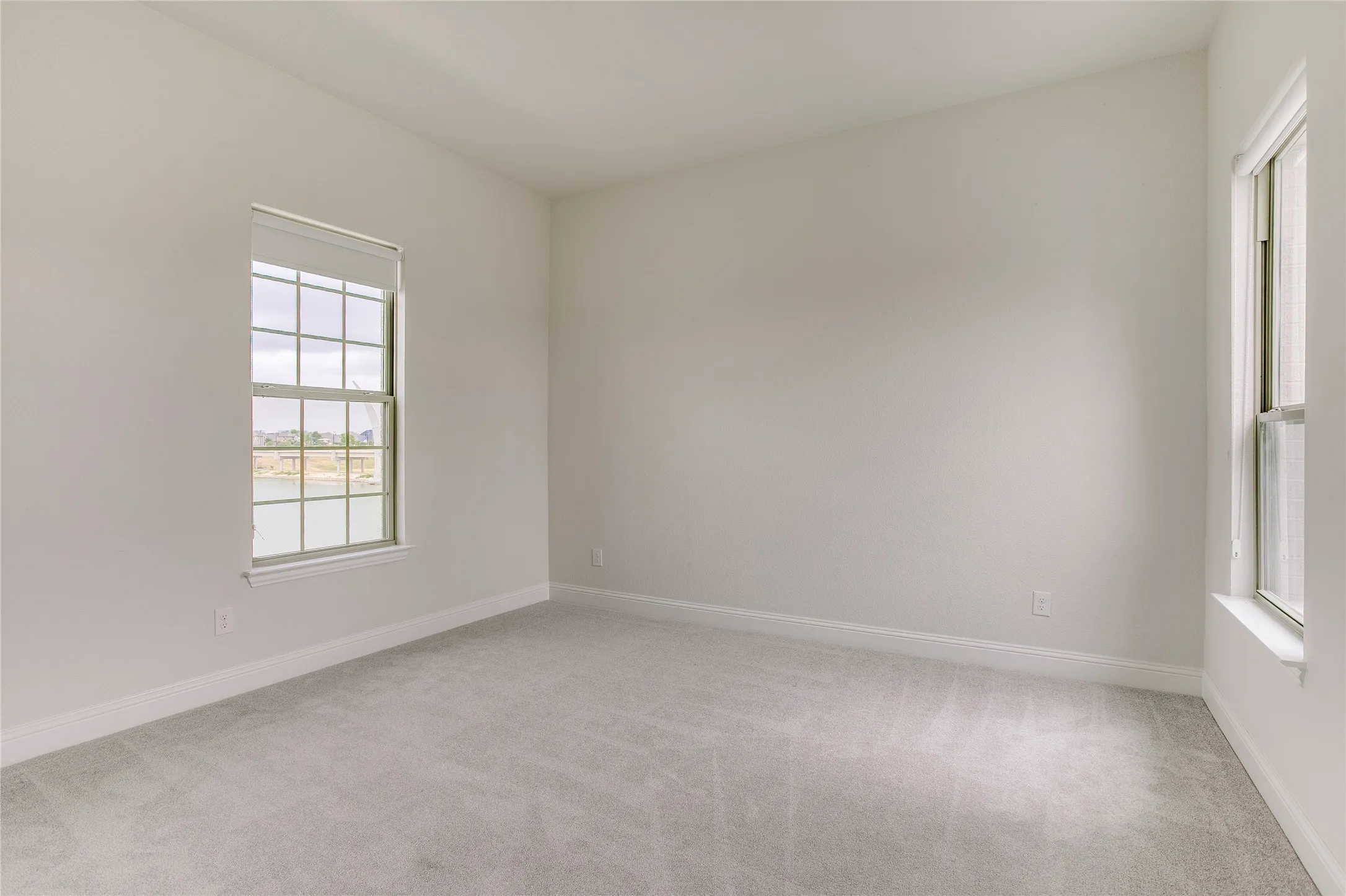 Single Family Residence For Sale in Tarrant County , 1332 Island Vista Drive, Arlington, Texas 76005, 5 Bedroom, 6 Bathroom, 3 Garage spaces, 4,565 Sqft, built in 2021, mls#21374197, Real Estate Agent in Arlington, Homes For Sale in Tarrant county, Homes For Sale in Arlington, Realtor in Arlington Texas, Real Estate Brokerage Independent Realty Texas, Luminita Cordes Realtor