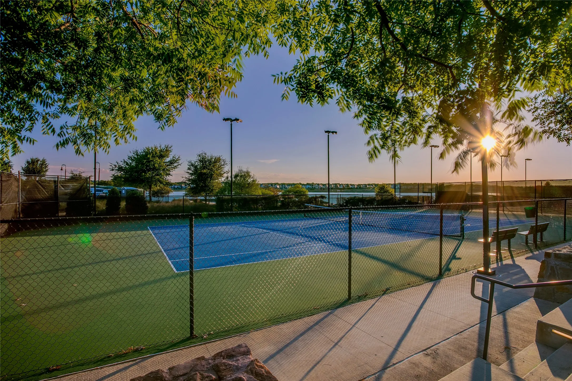 Single Family Residence For Sale in Tarrant County , 1332 Island Vista Drive, Arlington, Texas 76005, 5 Bedroom, 6 Bathroom, 3 Garage spaces, 4,565 Sqft, built in 2021, mls#21374197, Real Estate Agent in Arlington, Homes For Sale in Tarrant county, Homes For Sale in Arlington, Realtor in Arlington Texas, Real Estate Brokerage Independent Realty Texas, Luminita Cordes Realtor