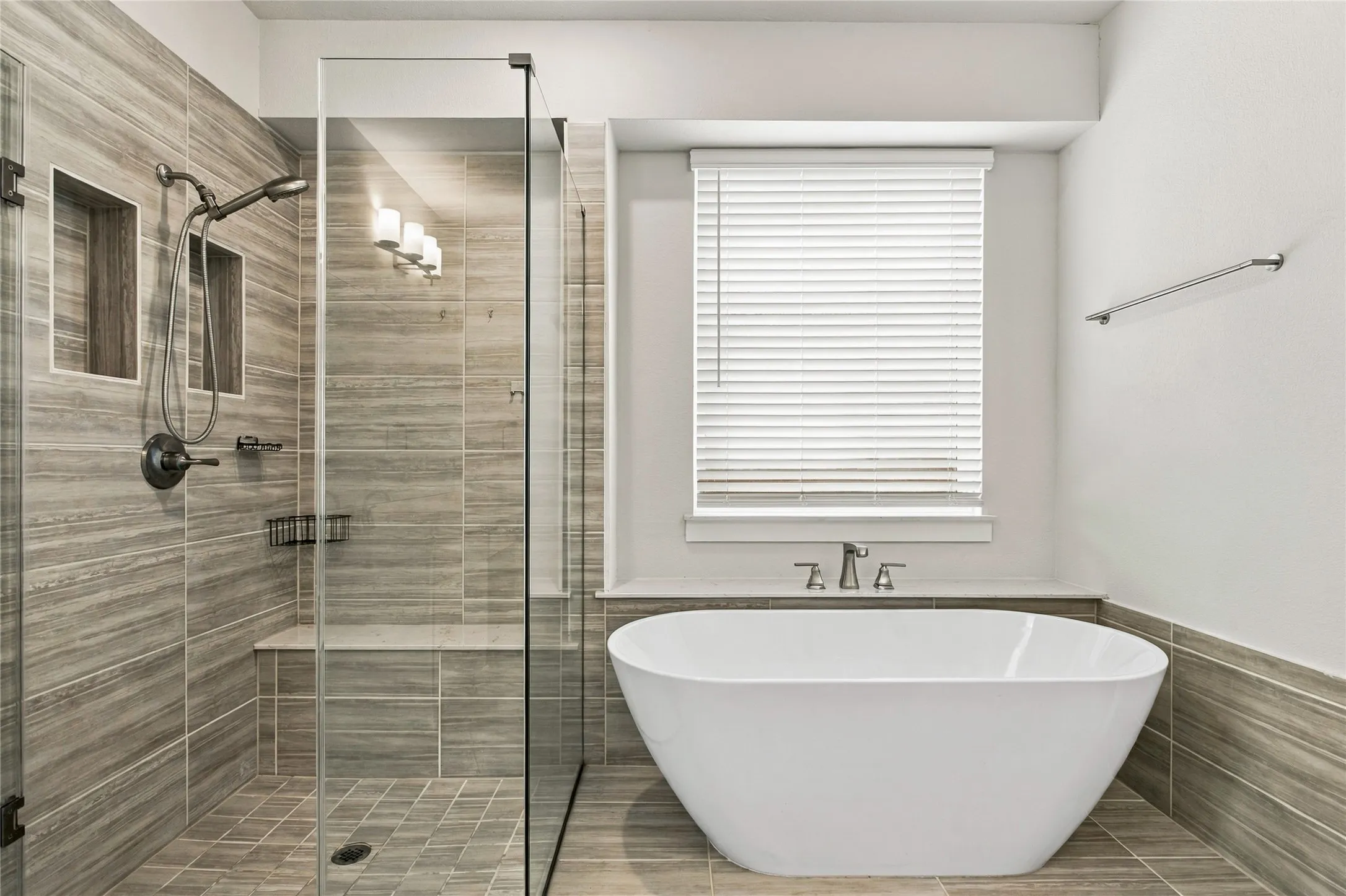 Walk in show and deep soaking tub