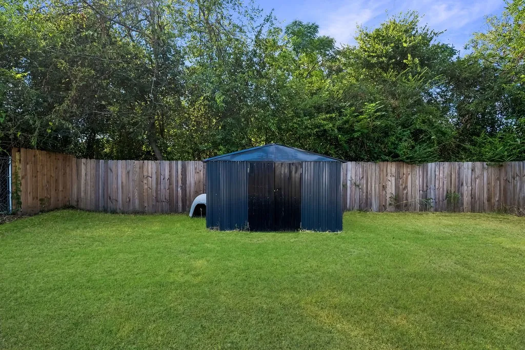 Single Family Residence For Sale in Smith County , 204 Bradford Avenue, Arp, Texas 75750, 2 Bedroom, 2 Bathroom, Garage spaces, 1,012 Sqft, built in 2024, mls#21380474, Real Estate Agent in Arp, Homes For Sale in Smith county, Homes For Sale in Arp, Realtor in Arp Texas, Real Estate Brokerage Independent Realty Texas, Luminita Cordes Realtor