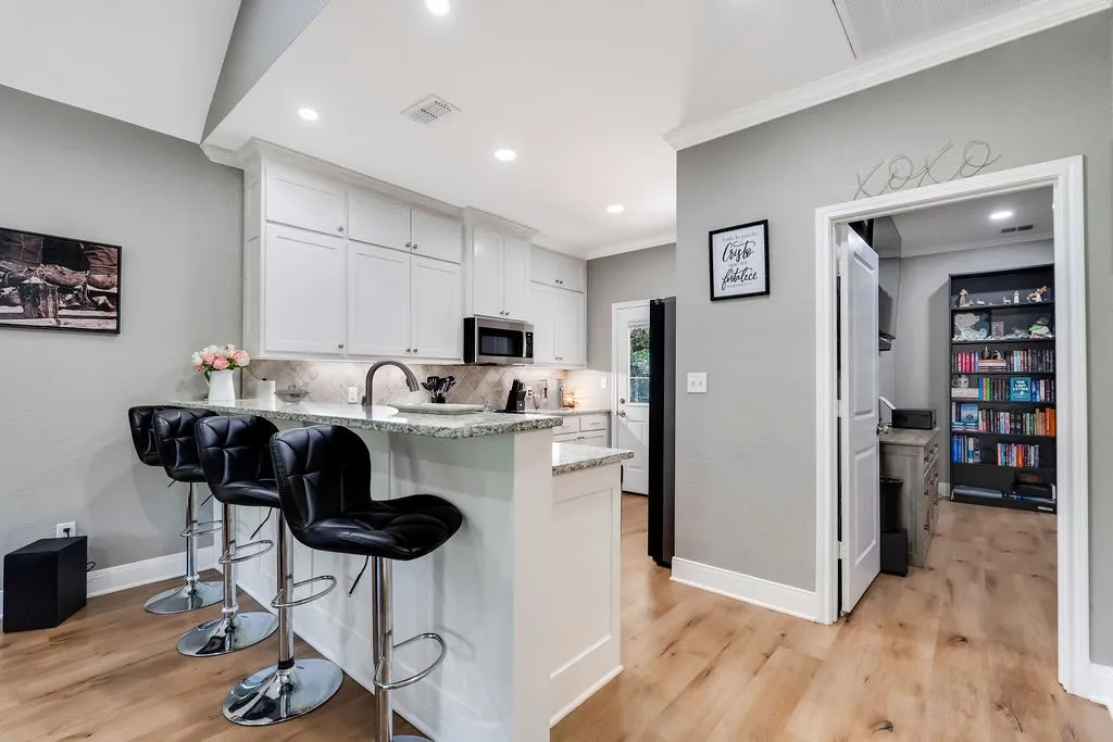 Single Family Residence For Sale in Smith County , 204 Bradford Avenue, Arp, Texas 75750, 2 Bedroom, 2 Bathroom, Garage spaces, 1,012 Sqft, built in 2024, mls#21380474, Real Estate Agent in Arp, Homes For Sale in Smith county, Homes For Sale in Arp, Realtor in Arp Texas, Real Estate Brokerage Independent Realty Texas, Luminita Cordes Realtor