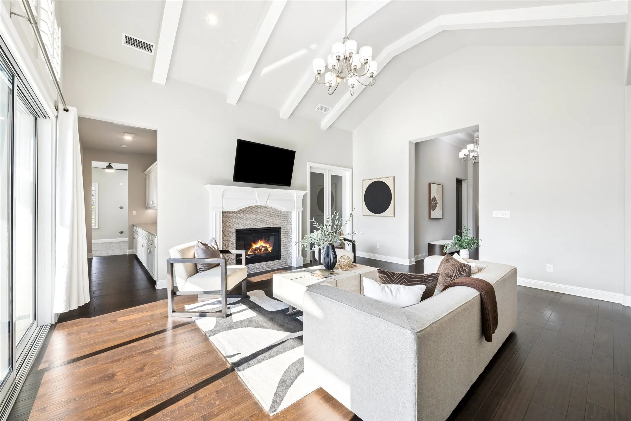 Single Family Residence For Sale in Denton County , 6881 Flatcatcher Drive, Frisco, Texas 75036, 4 Bedroom, 4 Bathroom, 3 Garage spaces, 3,879 Sqft, built in 2019, mls#21380595, Real Estate Agent in Frisco, Homes For Sale in Denton county, Homes For Sale in Frisco, Realtor in Frisco Texas, Real Estate Brokerage Independent Realty Texas, Luminita Cordes Realtor