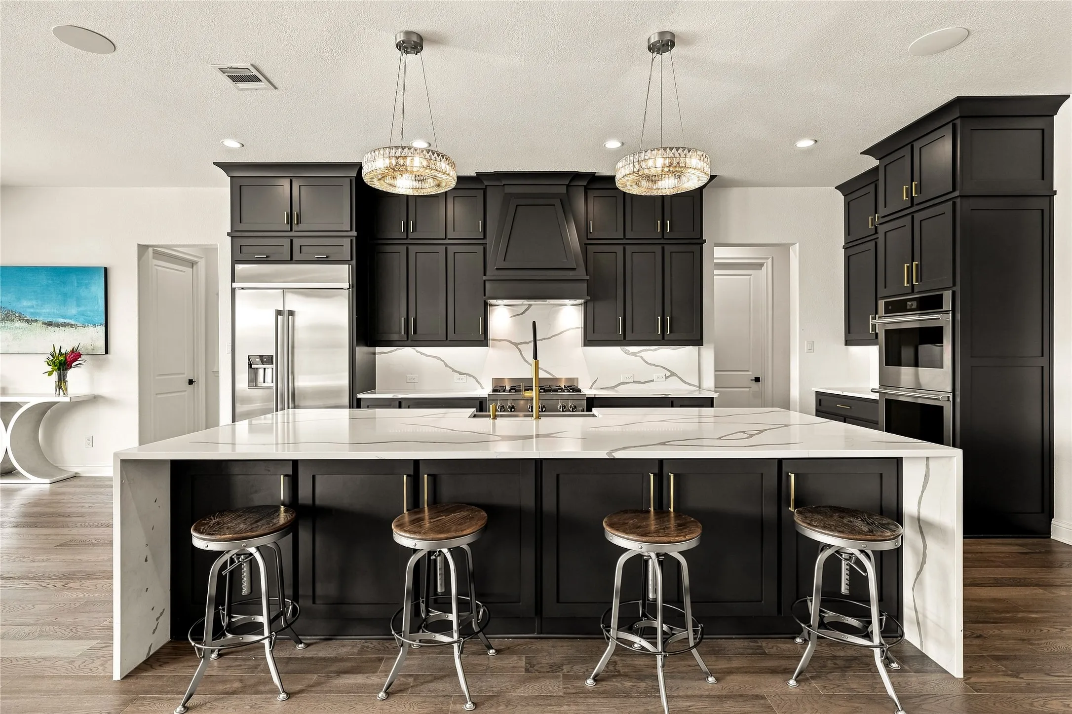 Single Family Residence For Sale in Denton County , 3904 Ephron Avenue, Flower Mound, Texas 75022, 5 Bedroom, 6 Bathroom, 3 Garage spaces, 6,591 Sqft, built in 2022, mls#21338542, Real Estate Agent in Flower Mound, Homes For Sale in Denton county, Homes For Sale in Flower Mound, Realtor in Flower Mound Texas, Real Estate Brokerage Independent Realty Texas, Luminita Cordes Realtor