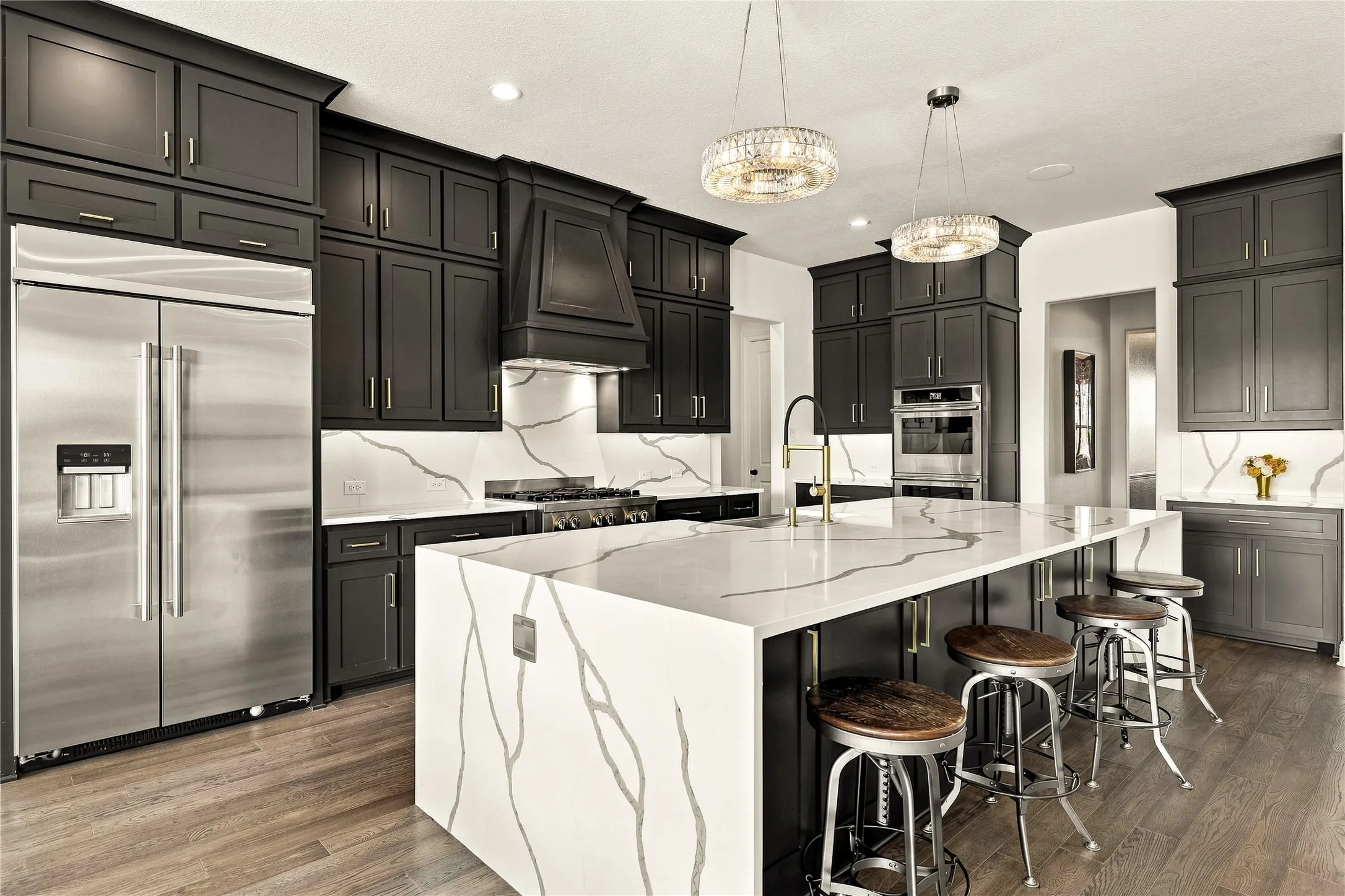 Single Family Residence For Sale in Denton County , 3904 Ephron Avenue, Flower Mound, Texas 75022, 5 Bedroom, 6 Bathroom, 3 Garage spaces, 6,591 Sqft, built in 2022, mls#21338542, Real Estate Agent in Flower Mound, Homes For Sale in Denton county, Homes For Sale in Flower Mound, Realtor in Flower Mound Texas, Real Estate Brokerage Independent Realty Texas, Luminita Cordes Realtor