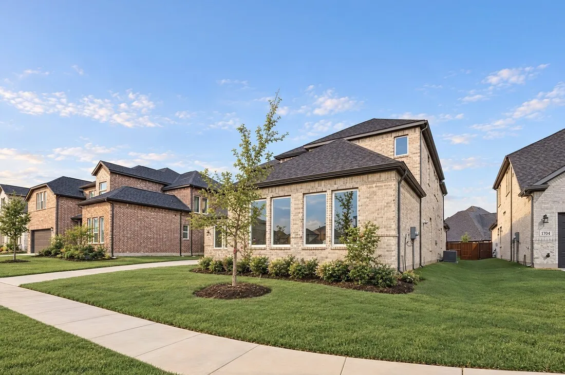 1708 Camelia Avenue ~ Ready Now