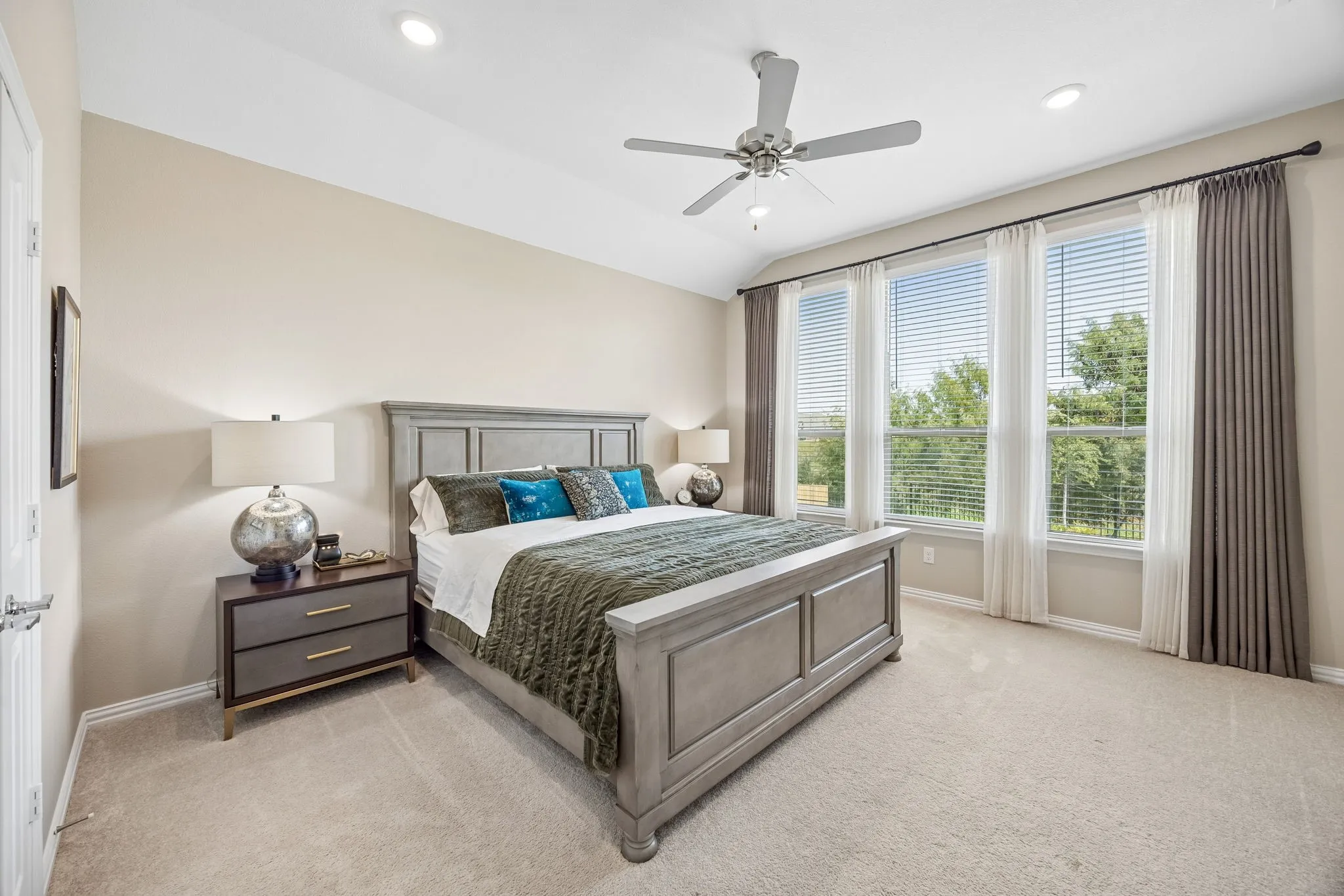 Single Family Residence For Sale in Tarrant County , 9516 Capehart Road, Fort Worth, Texas 76179, 4 Bedroom, 3 Bathroom, 2 Garage spaces, 2,150 Sqft, built in 2024, mls#21380979, Real Estate Agent in Fort Worth, Homes For Sale in Tarrant county, Homes For Sale in Fort Worth, Realtor in Fort Worth Texas, Real Estate Brokerage Independent Realty Texas, Luminita Cordes Realtor