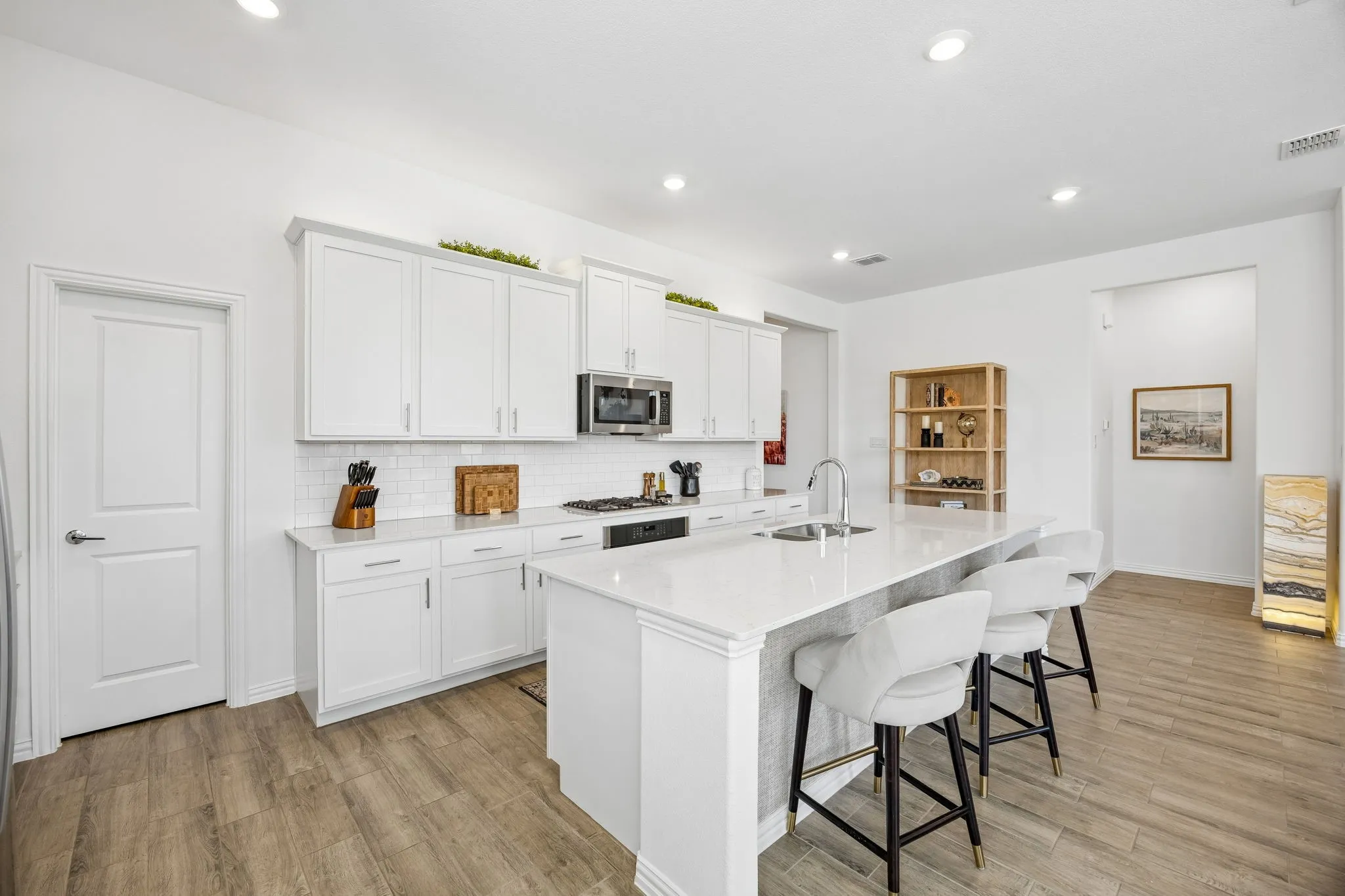 Single Family Residence For Sale in Tarrant County , 9516 Capehart Road, Fort Worth, Texas 76179, 4 Bedroom, 3 Bathroom, 2 Garage spaces, 2,150 Sqft, built in 2024, mls#21380979, Real Estate Agent in Fort Worth, Homes For Sale in Tarrant county, Homes For Sale in Fort Worth, Realtor in Fort Worth Texas, Real Estate Brokerage Independent Realty Texas, Luminita Cordes Realtor