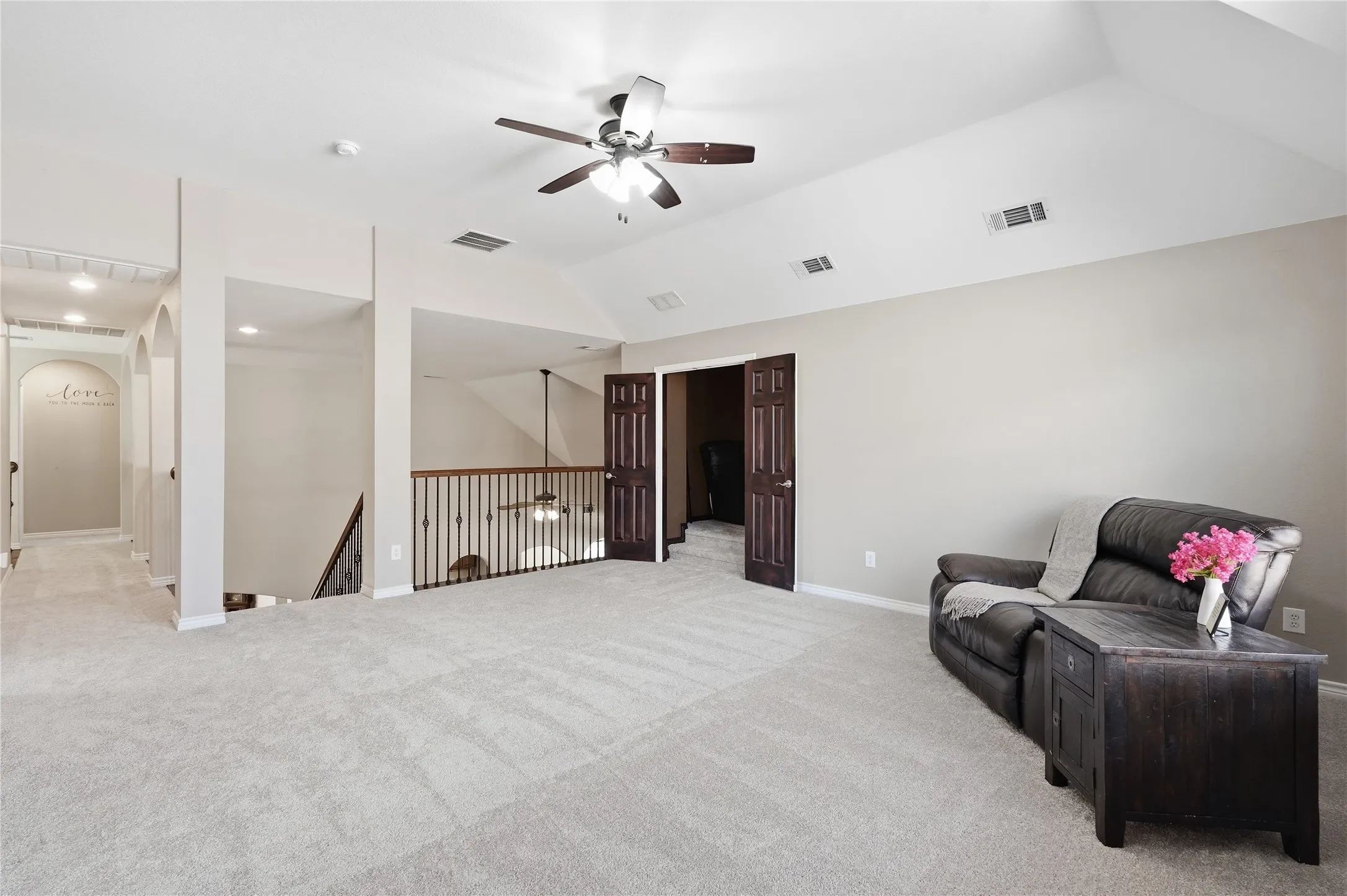 Single Family Residence For Sale in Denton County , 1565 Dutch Hollow Drive, Frisco, Texas 75033, 5 Bedroom, 4 Bathroom, 2 Garage spaces, 3,850 Sqft, built in 2009, mls#21380980, Real Estate Agent in Frisco, Homes For Sale in Denton county, Homes For Sale in Frisco, Realtor in Frisco Texas, Real Estate Brokerage Independent Realty Texas, Luminita Cordes Realtor