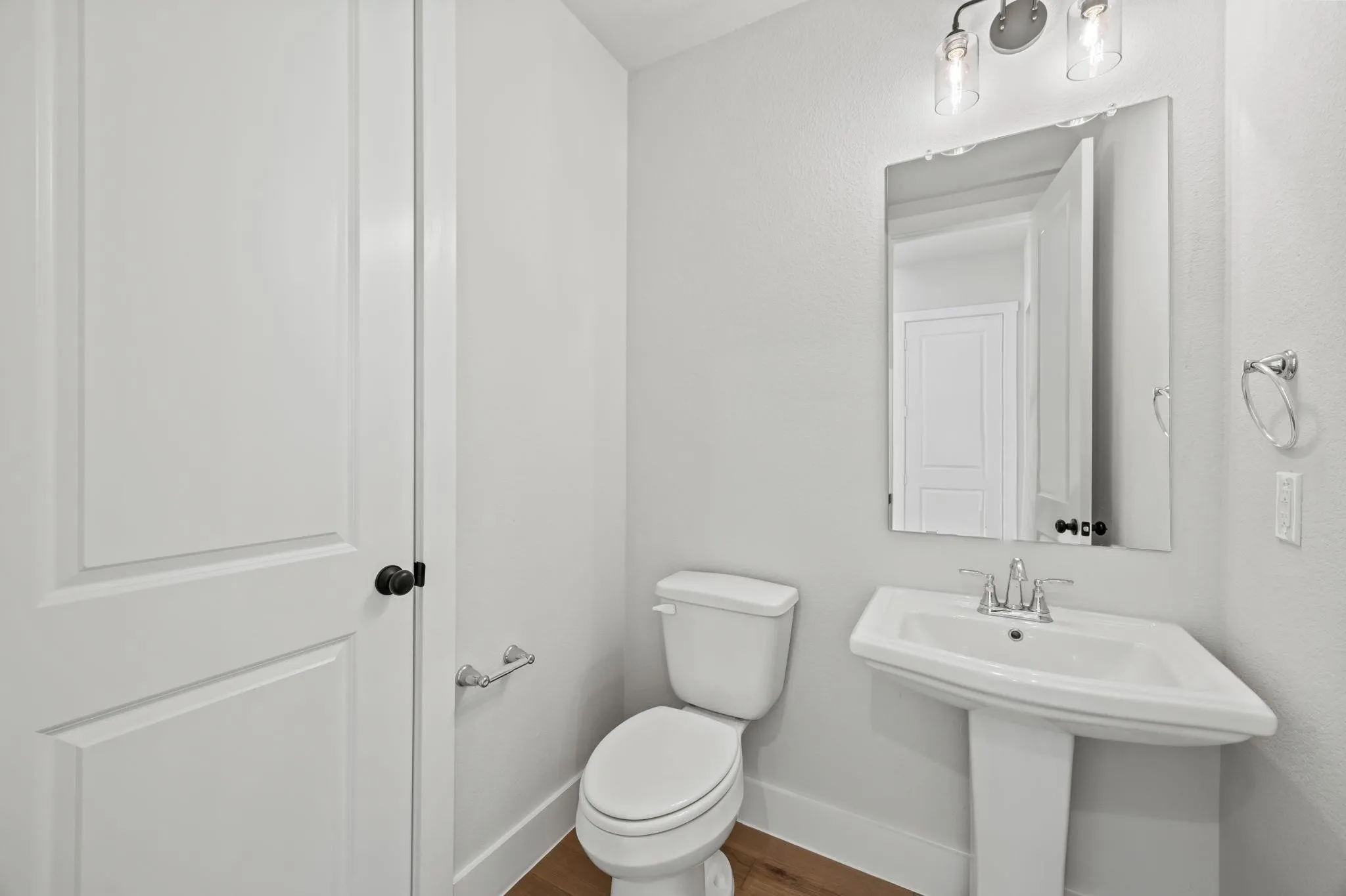 Single Family Residence For Sale in Collin County , 317 Chestnut Street, Celina, Texas 75009, 3 Bedroom, 3 Bathroom, 2 Garage spaces, 2,348 Sqft, built in 2025, mls#21381007, Real Estate Agent in Celina, Homes For Sale in Collin county, Homes For Sale in Celina, Realtor in Celina Texas, Real Estate Brokerage Independent Realty Texas, Luminita Cordes Realtor