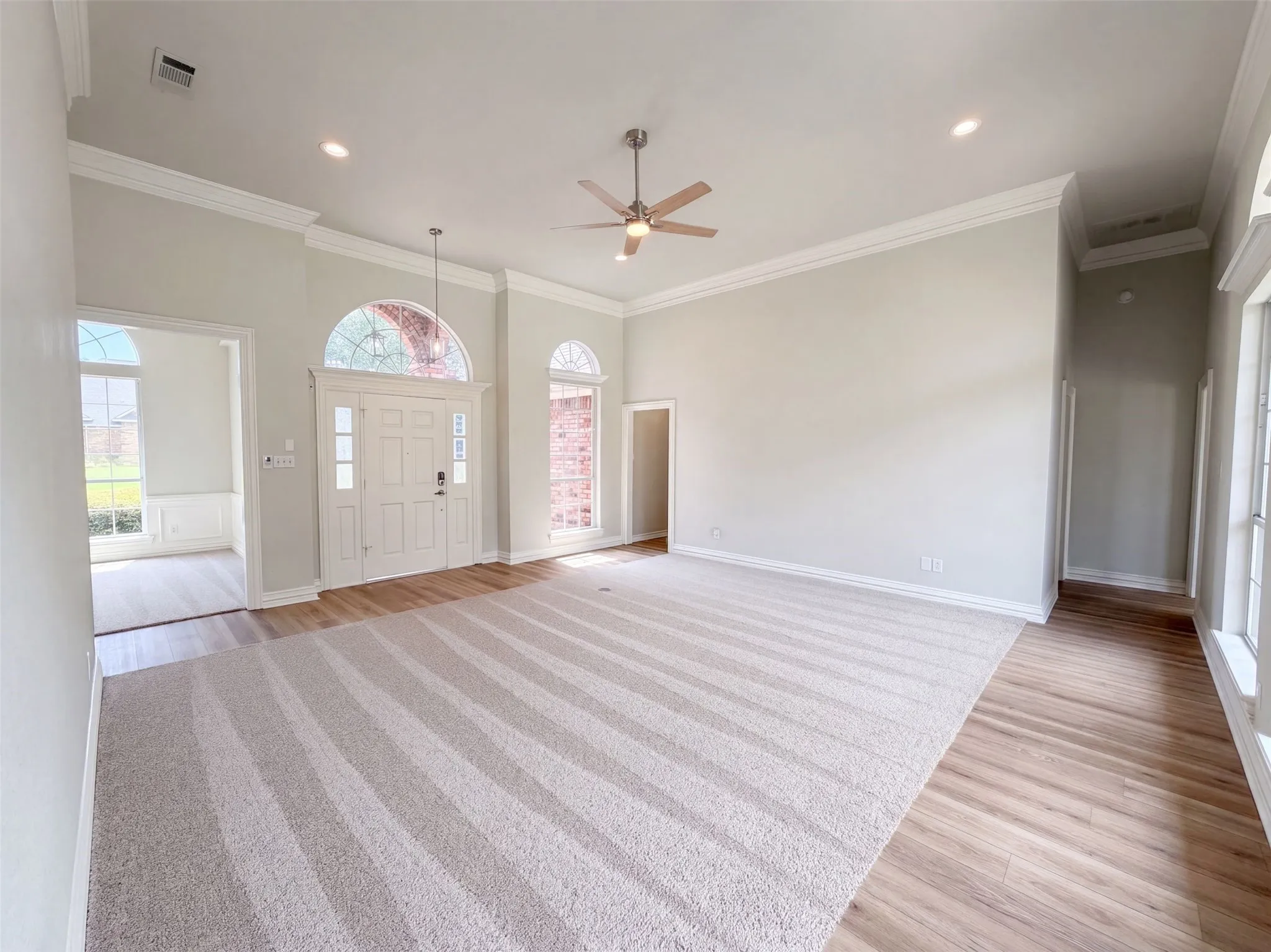 Single Family Residence For Sale in Tarrant County , 1609 Brentwood Trail, Keller, Texas 76248, 4 Bedroom, 3 Bathroom, 3 Garage spaces, 2,841 Sqft, built in 1989, mls#21373855, Real Estate Agent in Keller, Homes For Sale in Tarrant county, Homes For Sale in Keller, Realtor in Keller Texas, Real Estate Brokerage Independent Realty Texas, Luminita Cordes Realtor