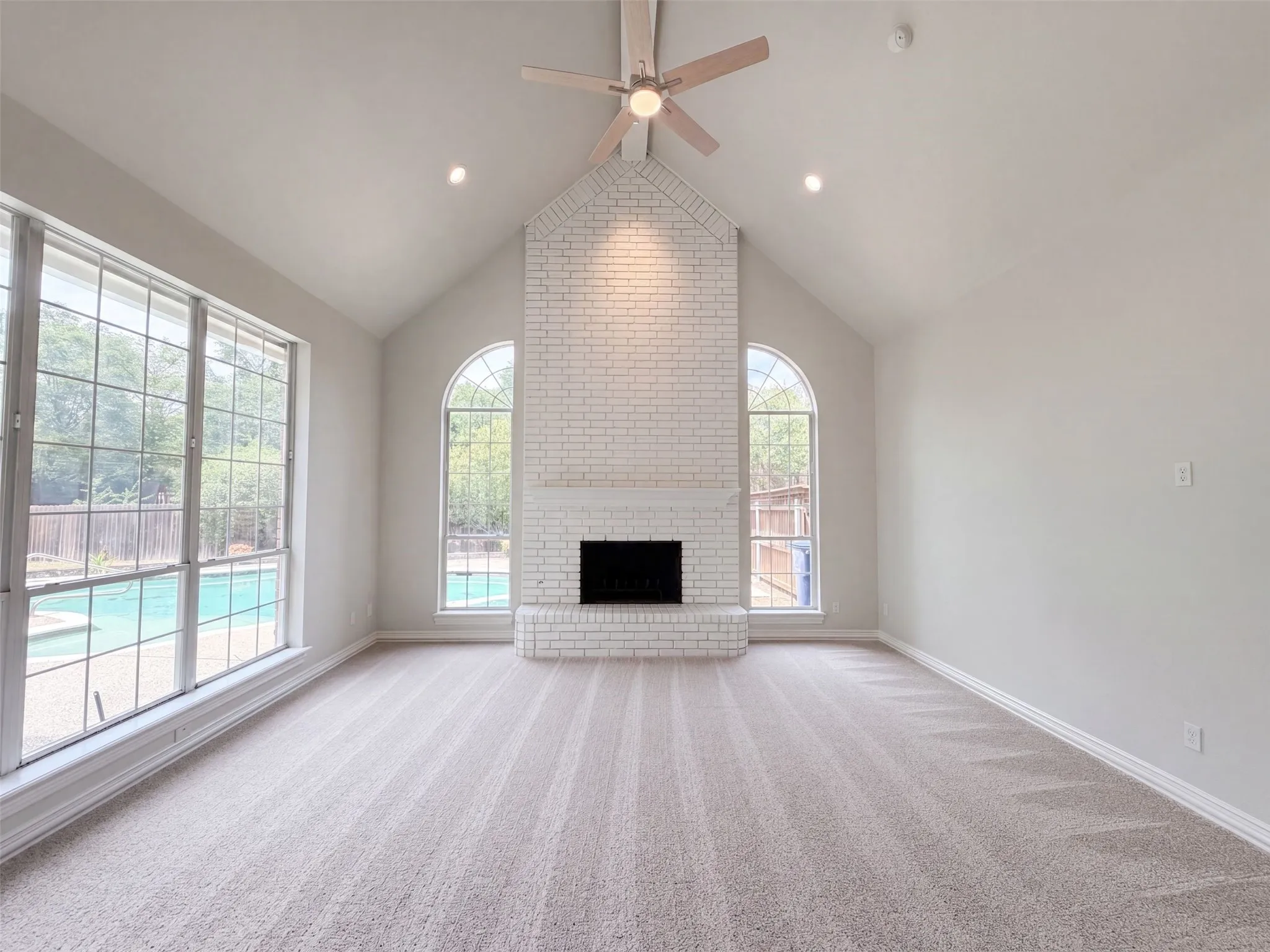 Single Family Residence For Sale in Tarrant County , 1609 Brentwood Trail, Keller, Texas 76248, 4 Bedroom, 3 Bathroom, 3 Garage spaces, 2,841 Sqft, built in 1989, mls#21373855, Real Estate Agent in Keller, Homes For Sale in Tarrant county, Homes For Sale in Keller, Realtor in Keller Texas, Real Estate Brokerage Independent Realty Texas, Luminita Cordes Realtor