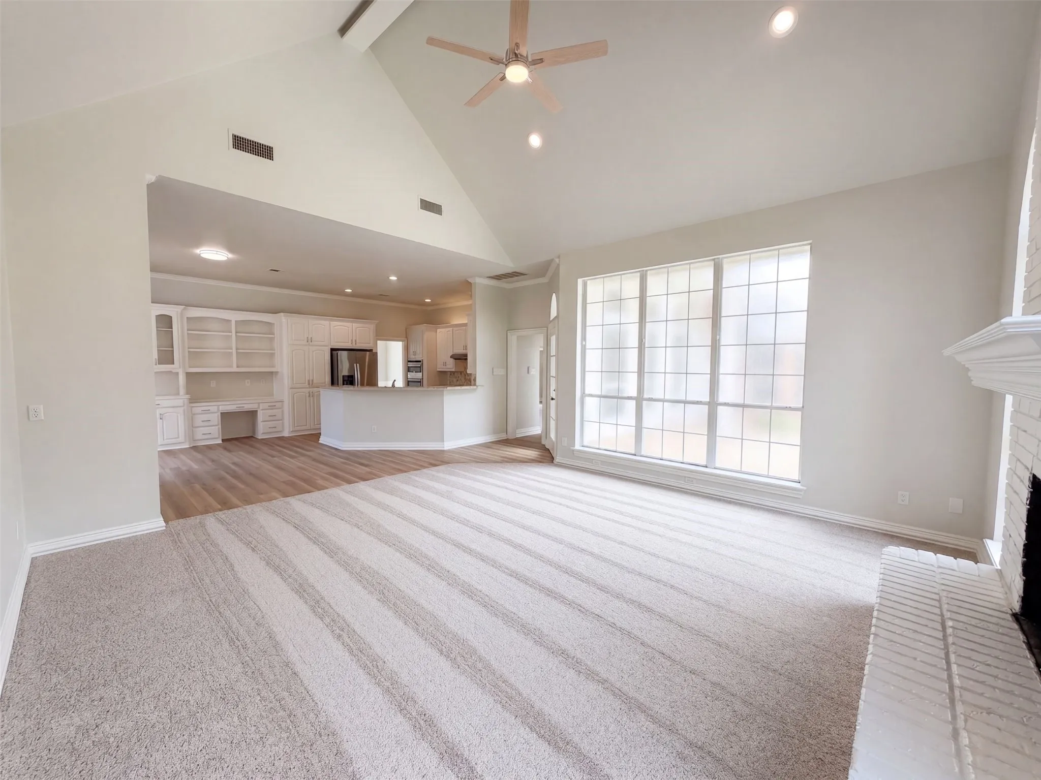 Single Family Residence For Sale in Tarrant County , 1609 Brentwood Trail, Keller, Texas 76248, 4 Bedroom, 3 Bathroom, 3 Garage spaces, 2,841 Sqft, built in 1989, mls#21373855, Real Estate Agent in Keller, Homes For Sale in Tarrant county, Homes For Sale in Keller, Realtor in Keller Texas, Real Estate Brokerage Independent Realty Texas, Luminita Cordes Realtor