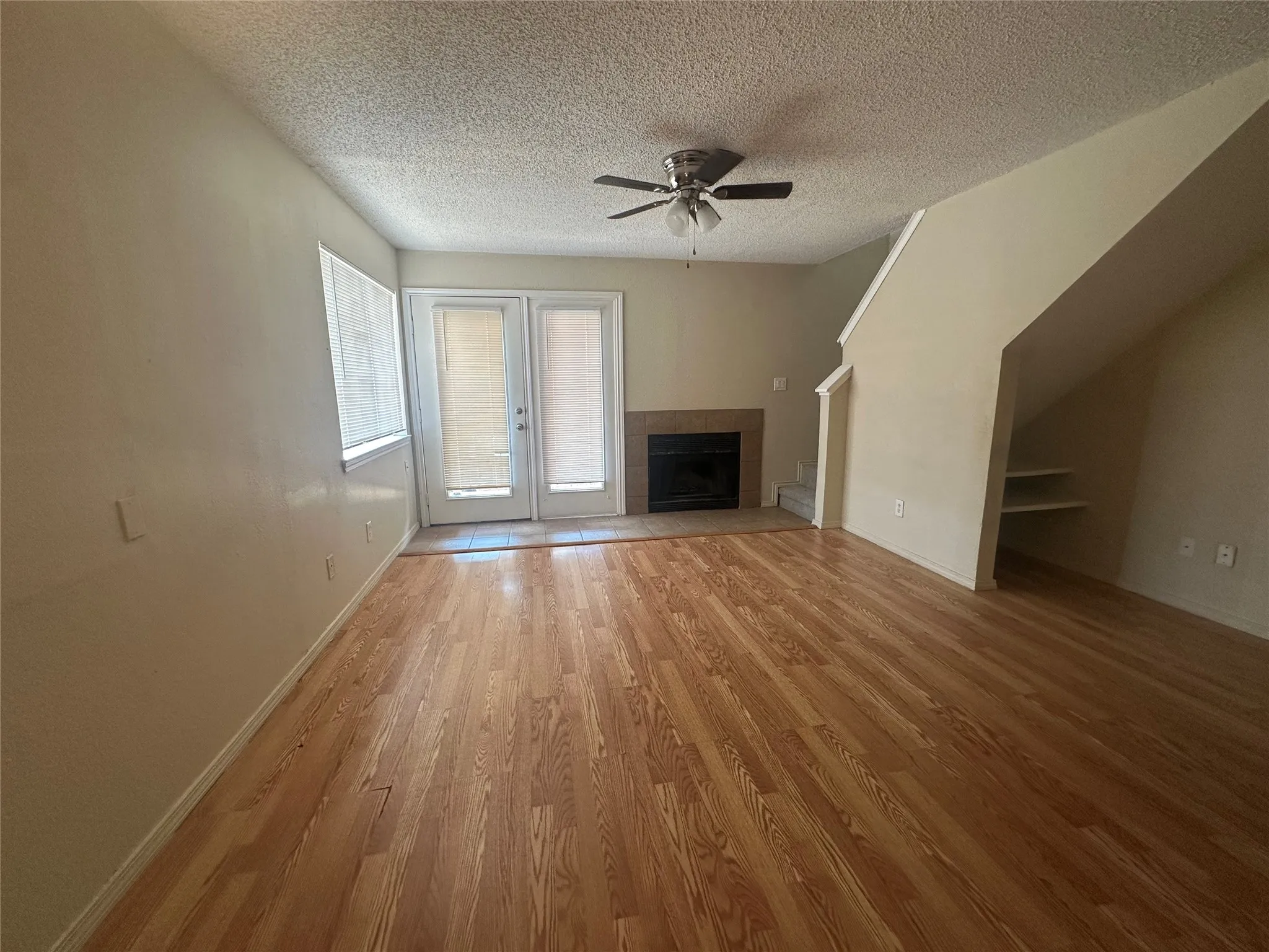Condominium For Rent in Dallas County , 9825 Walnut Street 201, Dallas, Texas 75243, 1 Bedroom, 1 Bathroom, Garage spaces, 774 Sqft, built in 1983, mls#21380060, Real Estate Agent in Dallas, Homes For Rent in Dallas county, Homes For Rent in Dallas, Realtor in Dallas Texas, Real Estate Brokerage Independent Realty Texas, Luminita Cordes Realtor