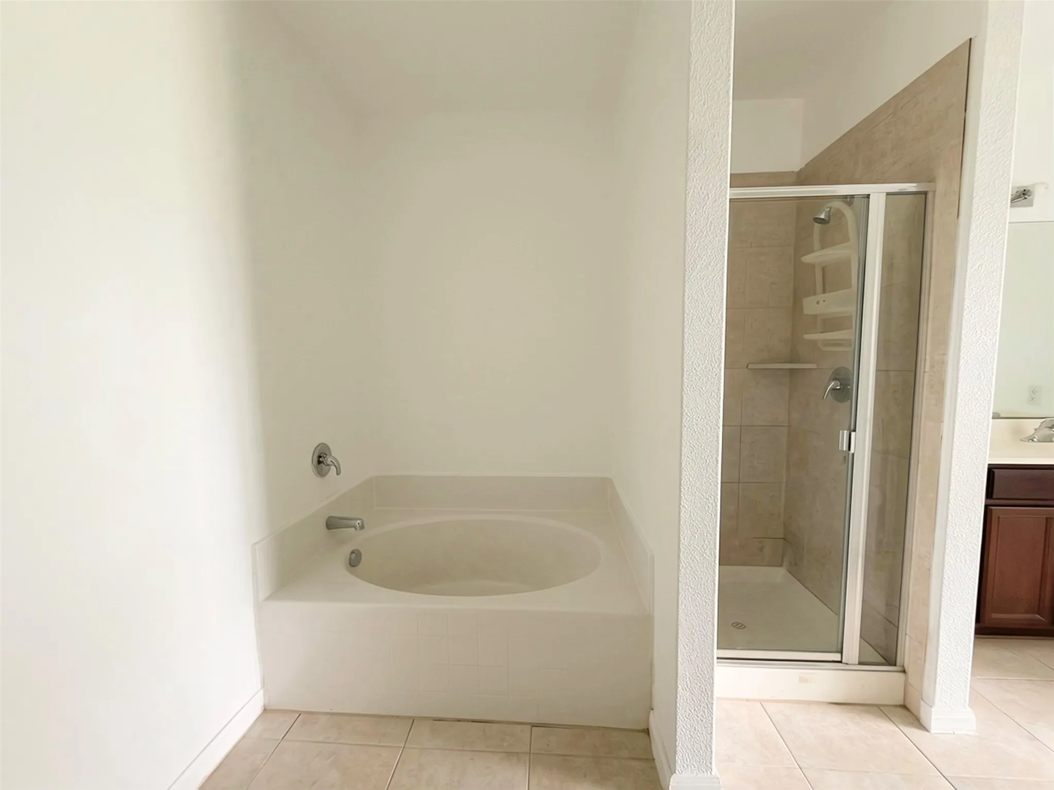 Single Family Residence For Rent in Kaufman County , 4405 Elderberry Street, Forney, Texas 75126, 4 Bedroom, 3 Bathroom, 2 Garage spaces, 2,724 Sqft, built in 2016, mls#21380955, Real Estate Agent in Forney, Homes For Rent in Kaufman county, Homes For Rent in Forney, Realtor in Forney Texas, Real Estate Brokerage Independent Realty Texas, Luminita Cordes Realtor