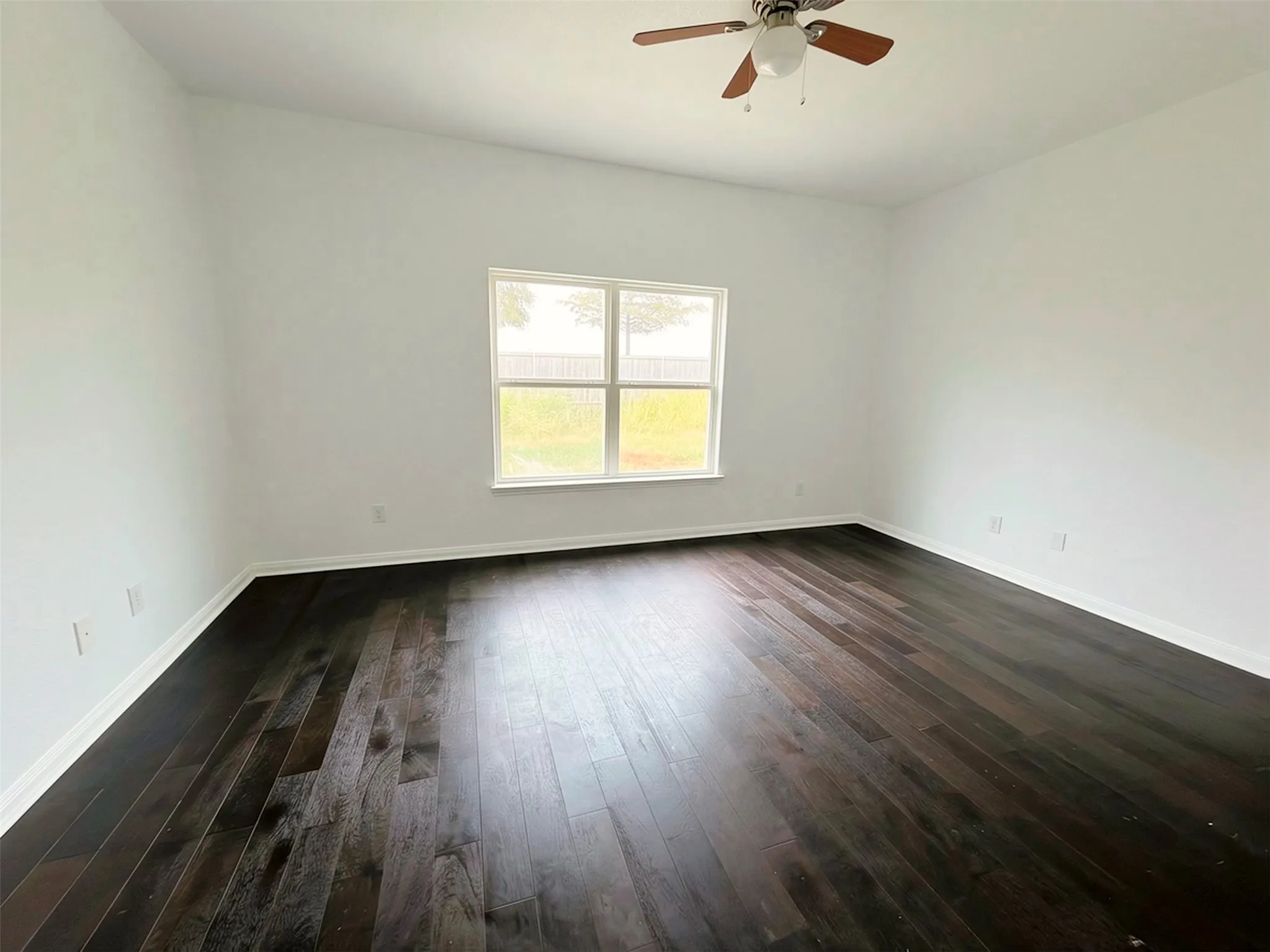 Single Family Residence For Rent in Kaufman County , 4405 Elderberry Street, Forney, Texas 75126, 4 Bedroom, 3 Bathroom, 2 Garage spaces, 2,724 Sqft, built in 2016, mls#21380955, Real Estate Agent in Forney, Homes For Rent in Kaufman county, Homes For Rent in Forney, Realtor in Forney Texas, Real Estate Brokerage Independent Realty Texas, Luminita Cordes Realtor