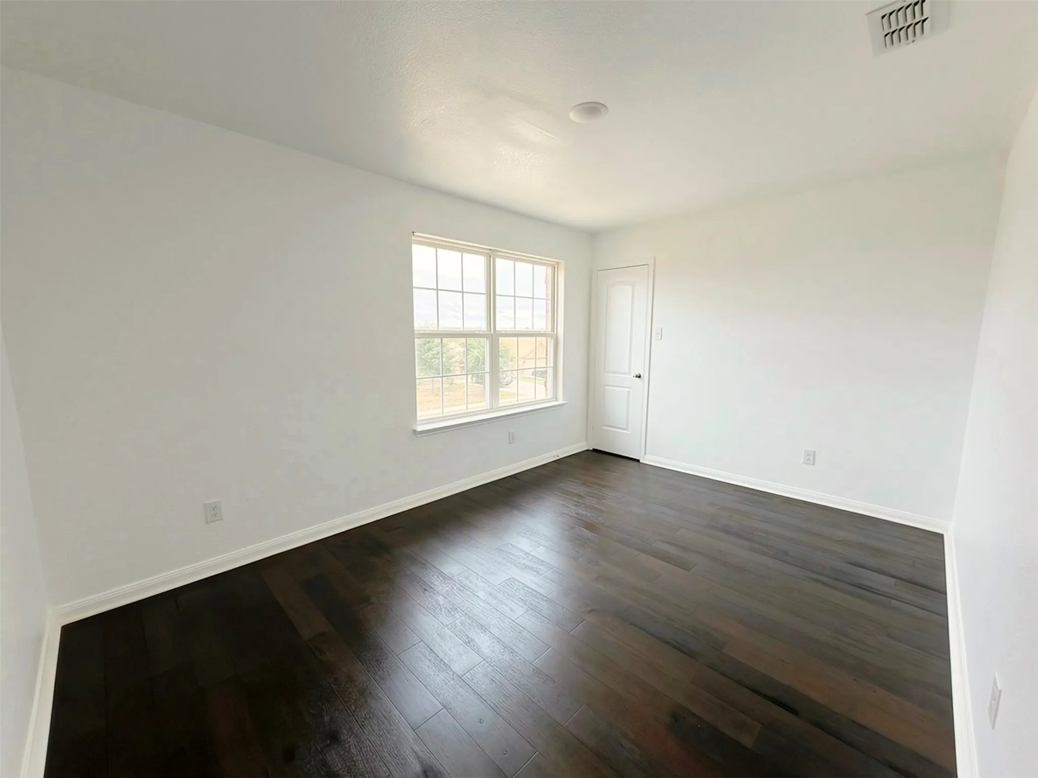 Single Family Residence For Rent in Kaufman County , 4405 Elderberry Street, Forney, Texas 75126, 4 Bedroom, 3 Bathroom, 2 Garage spaces, 2,724 Sqft, built in 2016, mls#21380955, Real Estate Agent in Forney, Homes For Rent in Kaufman county, Homes For Rent in Forney, Realtor in Forney Texas, Real Estate Brokerage Independent Realty Texas, Luminita Cordes Realtor