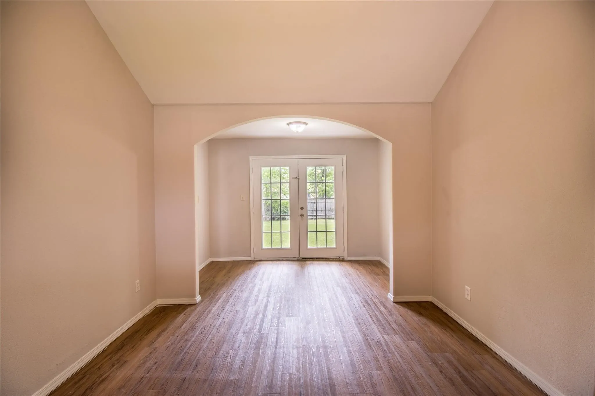 Single Family Residence For Sale in Dallas County , 3422 Moon Drive, Mesquite, Texas 75150, 4 Bedroom, 2 Bathroom, Garage spaces, 1,512 Sqft, built in 1958, mls#21377873, Real Estate Agent in Mesquite, Homes For Sale in Dallas county, Homes For Sale in Mesquite, Realtor in Mesquite Texas, Real Estate Brokerage Independent Realty Texas, Luminita Cordes Realtor