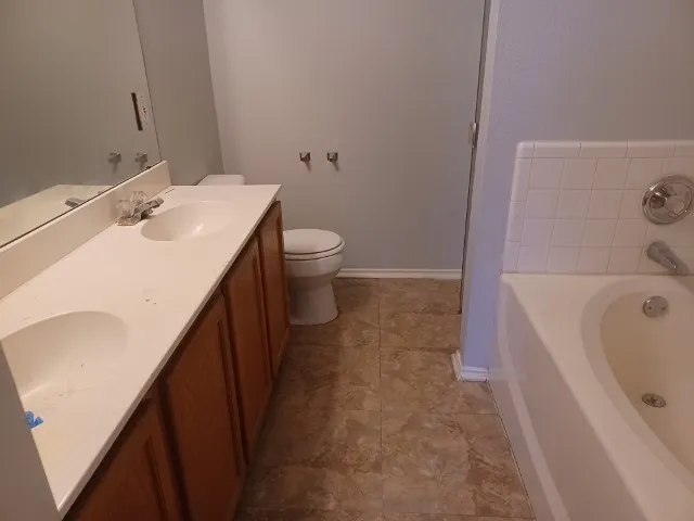 Single Family Residence For Rent in Kaufman County , 1025 Bainbridge Lane, Forney, Texas 75126, 3 Bedroom, 2 Bathroom, 2 Garage spaces, 1,509 Sqft, built in 2002, mls#21381053, Real Estate Agent in Forney, Homes For Rent in Kaufman county, Homes For Rent in Forney, Realtor in Forney Texas, Real Estate Brokerage Independent Realty Texas, Luminita Cordes Realtor