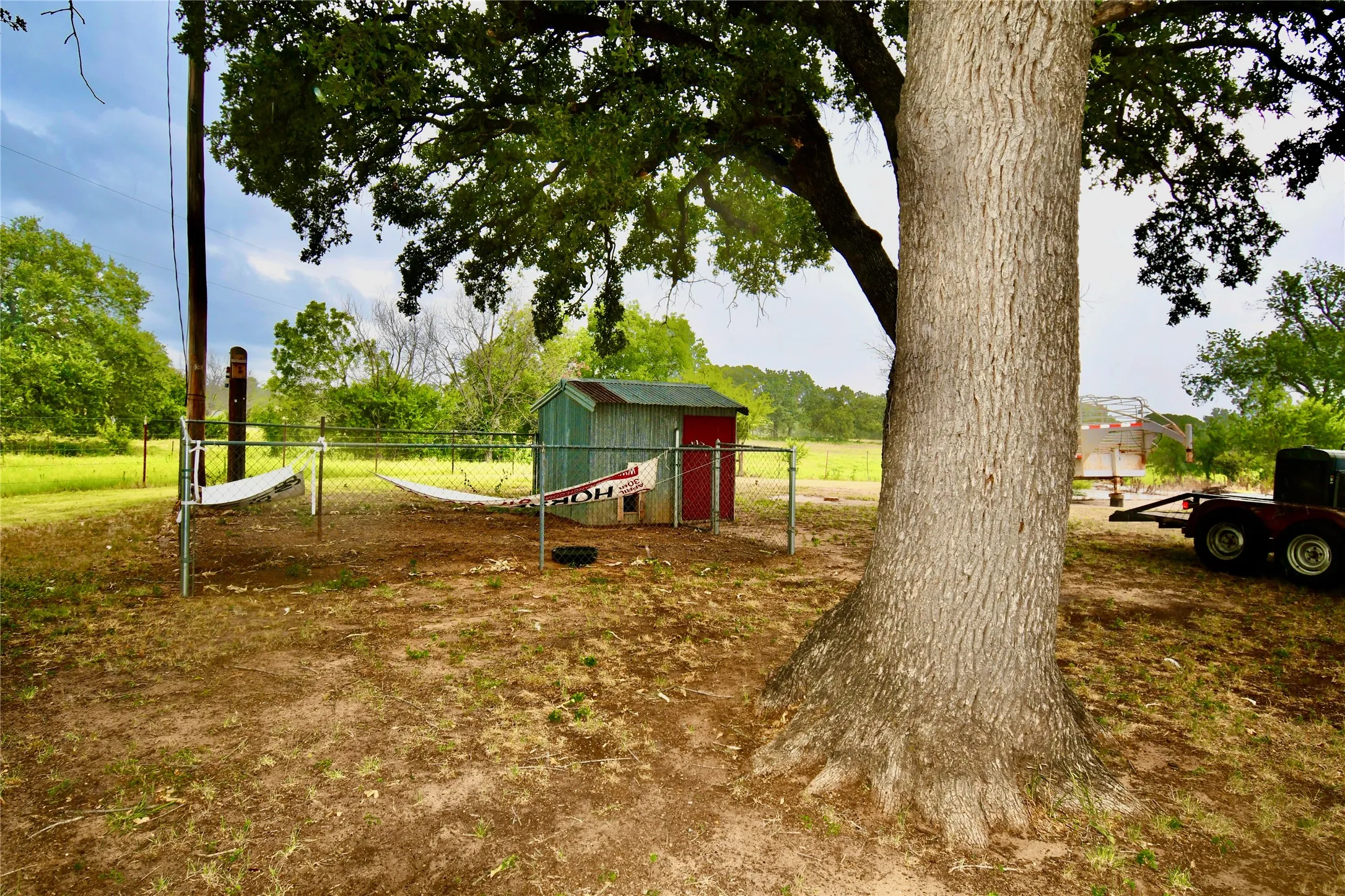 Single Family Residence For Sale in Comanche County , 324 County Road 317, Comanche, Texas 76442, 3 Bedroom, 2 Bathroom, Garage spaces, 1,943 Sqft, built in 1947, mls#21381056, Real Estate Agent in Comanche, Homes For Sale in Comanche county, Homes For Sale in Comanche, Realtor in Comanche Texas, Real Estate Brokerage Independent Realty Texas, Luminita Cordes Realtor
