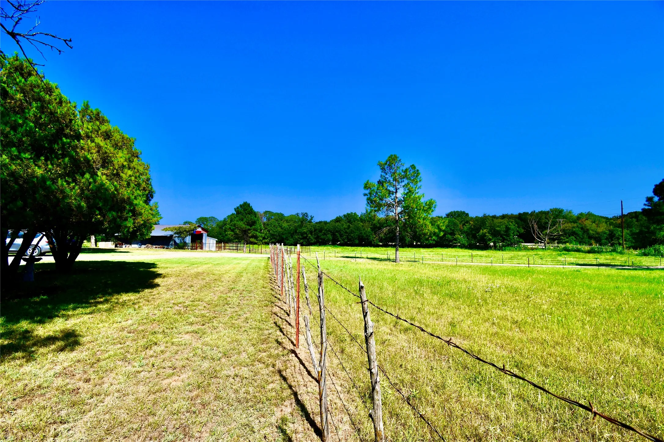 Single Family Residence For Sale in Comanche County , 324 County Road 317, Comanche, Texas 76442, 3 Bedroom, 2 Bathroom, Garage spaces, 1,943 Sqft, built in 1947, mls#21381056, Real Estate Agent in Comanche, Homes For Sale in Comanche county, Homes For Sale in Comanche, Realtor in Comanche Texas, Real Estate Brokerage Independent Realty Texas, Luminita Cordes Realtor