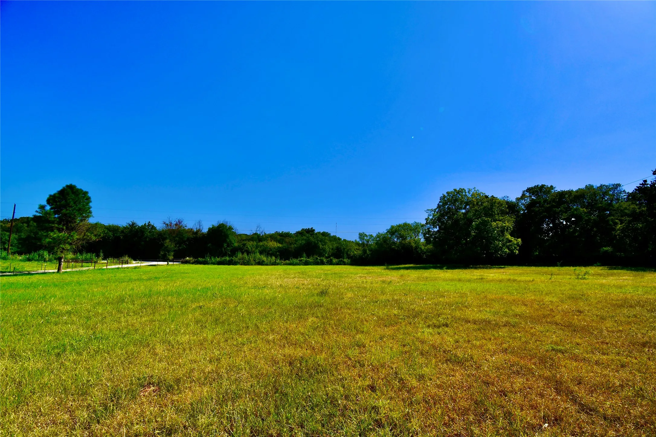 Single Family Residence For Sale in Comanche County , 324 County Road 317, Comanche, Texas 76442, 3 Bedroom, 2 Bathroom, Garage spaces, 1,943 Sqft, built in 1947, mls#21381056, Real Estate Agent in Comanche, Homes For Sale in Comanche county, Homes For Sale in Comanche, Realtor in Comanche Texas, Real Estate Brokerage Independent Realty Texas, Luminita Cordes Realtor