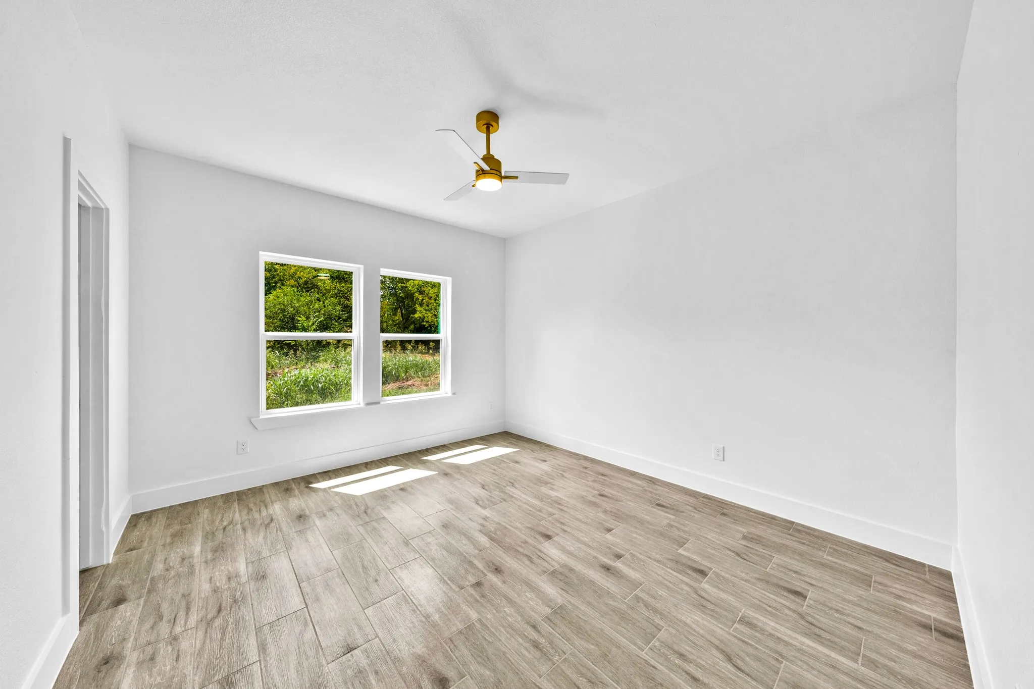 Single Family Residence For Sale in Hopkins County , 218 Calvert Street, Sulphur Springs, Texas 75482, 2 Bedroom, 2 Bathroom, Garage spaces, 862 Sqft, built in 2026, mls#21380266, Real Estate Agent in Sulphur Springs, Homes For Sale in Hopkins county, Homes For Sale in Sulphur Springs, Realtor in Sulphur Springs Texas, Real Estate Brokerage Independent Realty Texas, Luminita Cordes Realtor