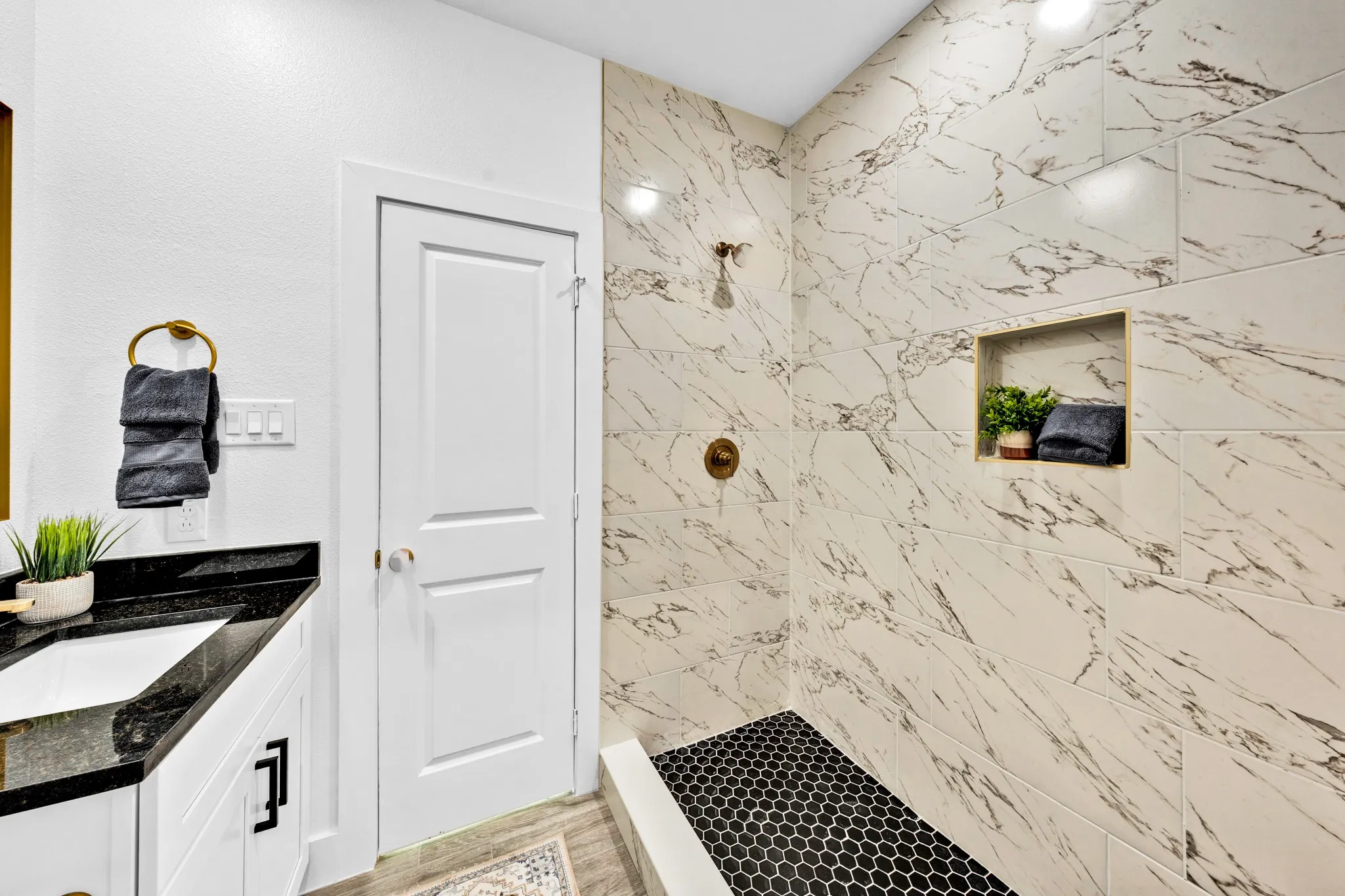Single Family Residence For Sale in Hopkins County , 218 Calvert Street, Sulphur Springs, Texas 75482, 2 Bedroom, 2 Bathroom, Garage spaces, 862 Sqft, built in 2026, mls#21380266, Real Estate Agent in Sulphur Springs, Homes For Sale in Hopkins county, Homes For Sale in Sulphur Springs, Realtor in Sulphur Springs Texas, Real Estate Brokerage Independent Realty Texas, Luminita Cordes Realtor
