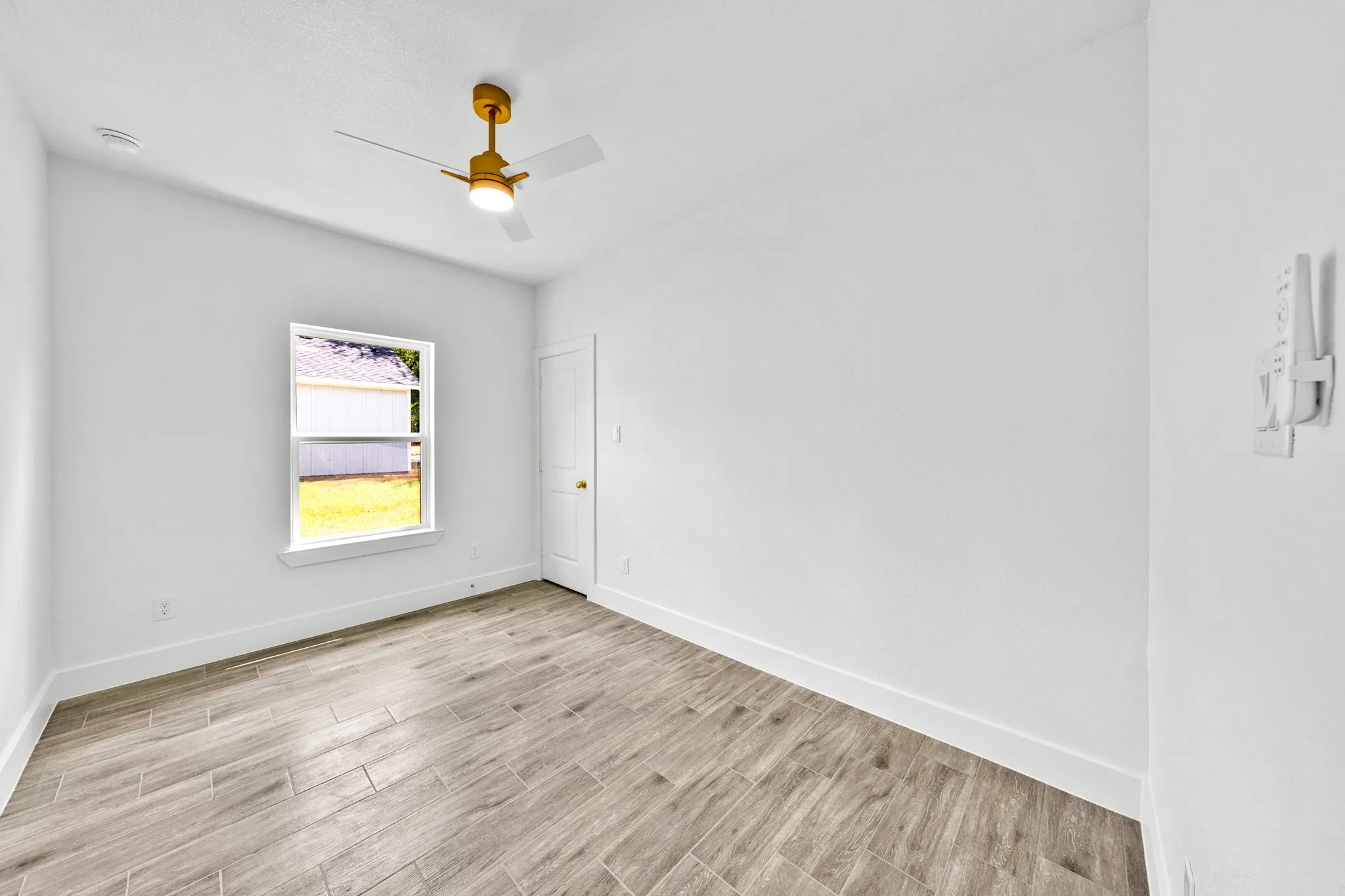 Single Family Residence For Sale in Hopkins County , 218 Calvert Street, Sulphur Springs, Texas 75482, 2 Bedroom, 2 Bathroom, Garage spaces, 862 Sqft, built in 2026, mls#21380266, Real Estate Agent in Sulphur Springs, Homes For Sale in Hopkins county, Homes For Sale in Sulphur Springs, Realtor in Sulphur Springs Texas, Real Estate Brokerage Independent Realty Texas, Luminita Cordes Realtor