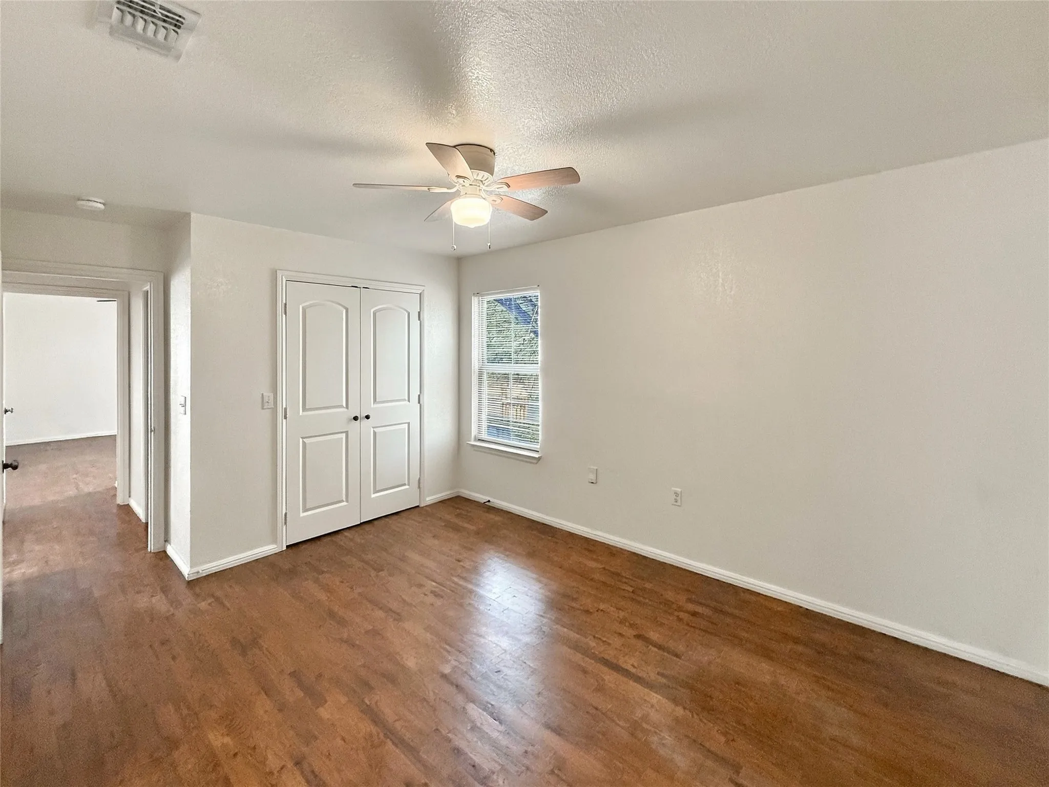 Single Family Residence For Rent in Hood County , 2503 Woodhaven Drive, Granbury, Texas 76048, 3 Bedroom, 2 Bathroom, Garage spaces, 1,300 Sqft, built in 2014, mls#21381054, Real Estate Agent in Granbury, Homes For Rent in Hood county, Homes For Rent in Granbury, Realtor in Granbury Texas, Real Estate Brokerage Independent Realty Texas, Luminita Cordes Realtor
