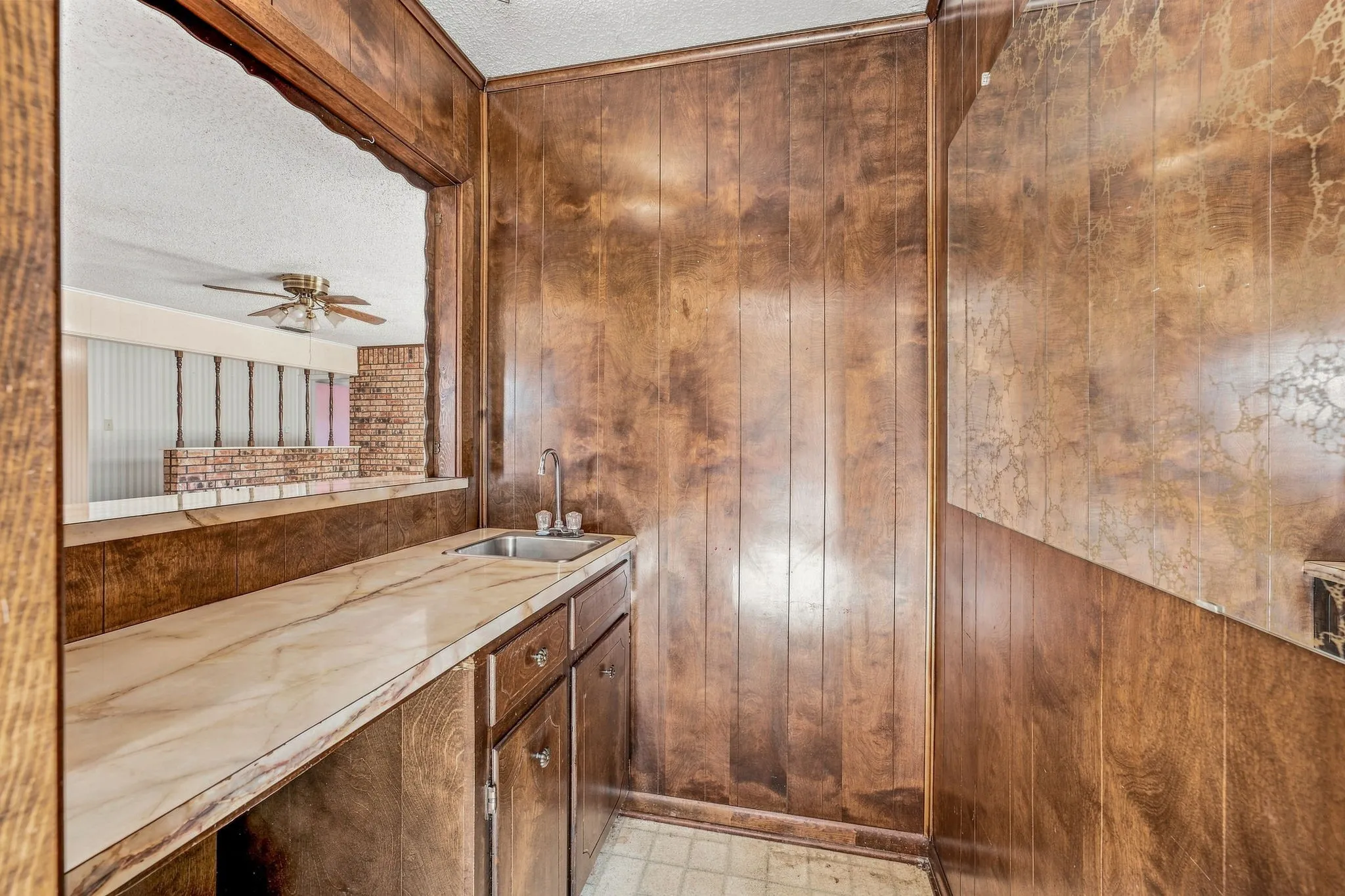 Single Family Residence For Sale in Erath County , 108 Sharp Drive, Stephenville, Texas 76401, 3 Bedroom, 2 Bathroom, 2 Garage spaces, 1,596 Sqft, built in 1979, mls#21381045, Real Estate Agent in Stephenville, Homes For Sale in Erath county, Homes For Sale in Stephenville, Realtor in Stephenville Texas, Real Estate Brokerage Independent Realty Texas, Luminita Cordes Realtor
