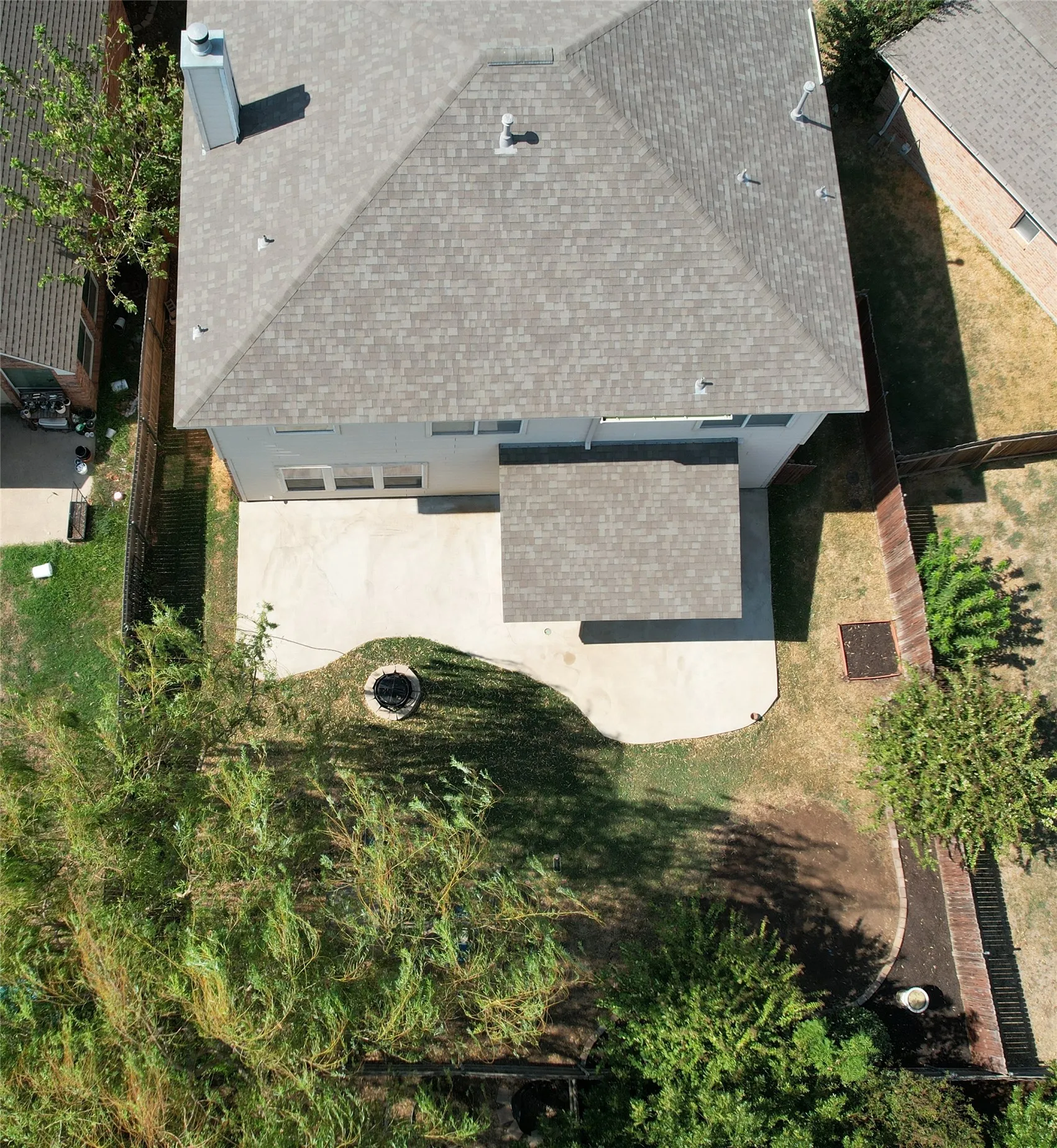 Single Family Residence For Sale in Tarrant County , 12012 Ringtail Drive, Fort Worth, Texas 76244, 4 Bedroom, 3 Bathroom, 2 Garage spaces, 2,597 Sqft, built in 2005, mls#21380607, Real Estate Agent in Fort Worth, Homes For Sale in Tarrant county, Homes For Sale in Fort Worth, Realtor in Fort Worth Texas, Real Estate Brokerage Independent Realty Texas, Luminita Cordes Realtor