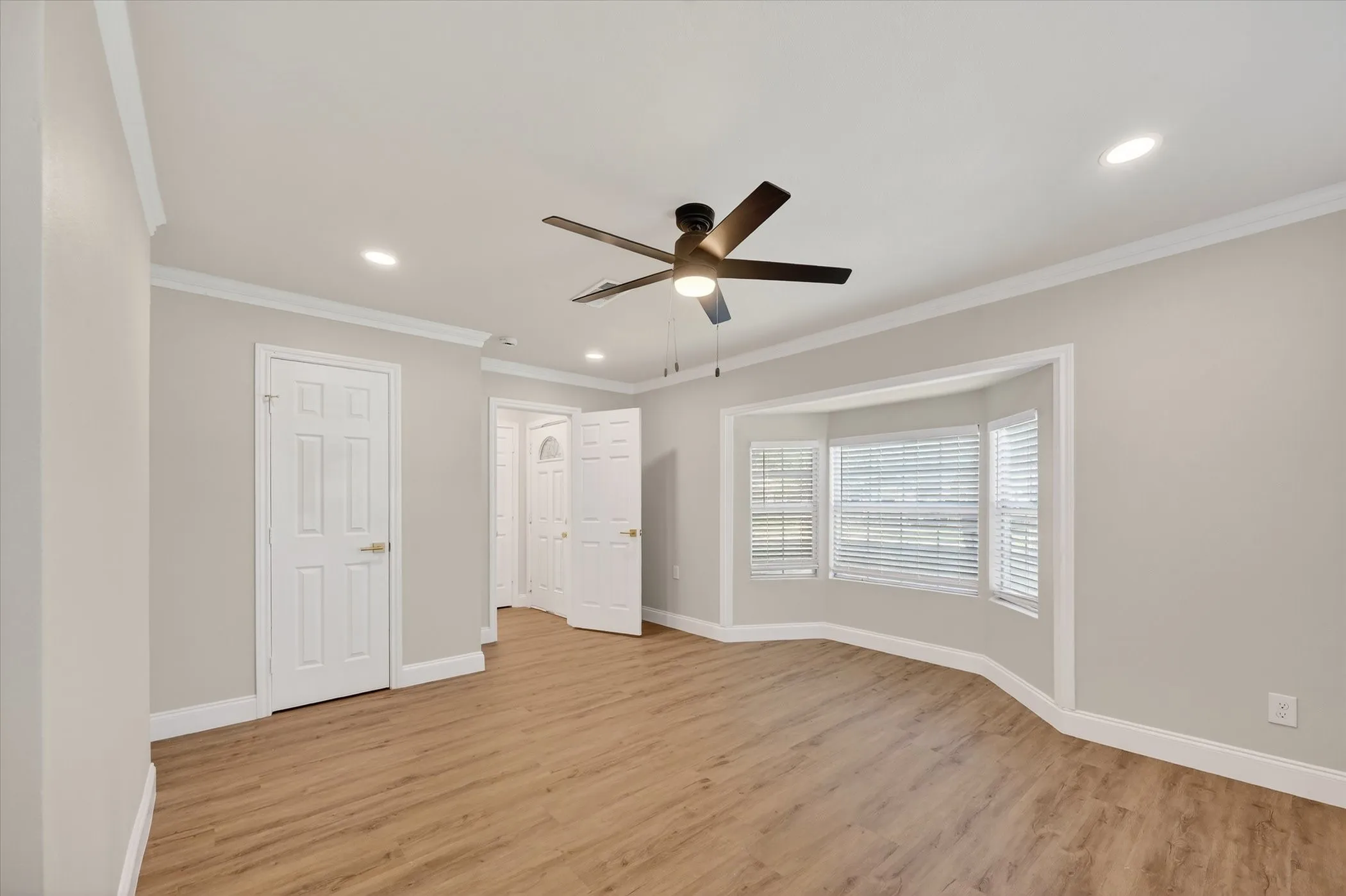 Single Family Residence For Rent in Collin County , 115 S Morris Street, Mc Kinney, Texas 75069, 4 Bedroom, 2 Bathroom, Garage spaces, 1,426 Sqft, built in 1950, mls#21380792, Real Estate Agent in Mc Kinney, Homes For Rent in Collin county, Homes For Rent in Mc Kinney, Realtor in Mc Kinney Texas, Real Estate Brokerage Independent Realty Texas, Luminita Cordes Realtor