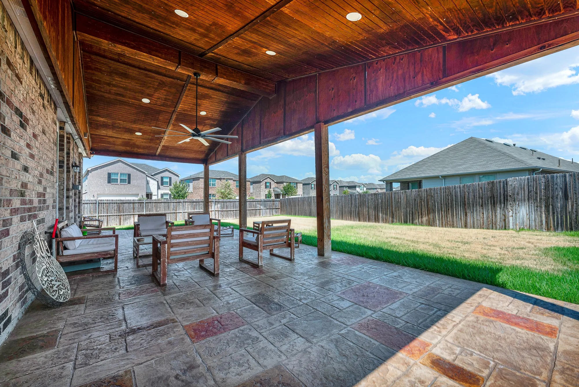 Single Family Residence For Sale in Kaufman County , 1020 Voca Drive, Forney, Texas 75126, 4 Bedroom, 3 Bathroom, 2 Garage spaces, 2,498 Sqft, built in 2020, mls#21381087, Real Estate Agent in Forney, Homes For Sale in Kaufman county, Homes For Sale in Forney, Realtor in Forney Texas, Real Estate Brokerage Independent Realty Texas, Luminita Cordes Realtor