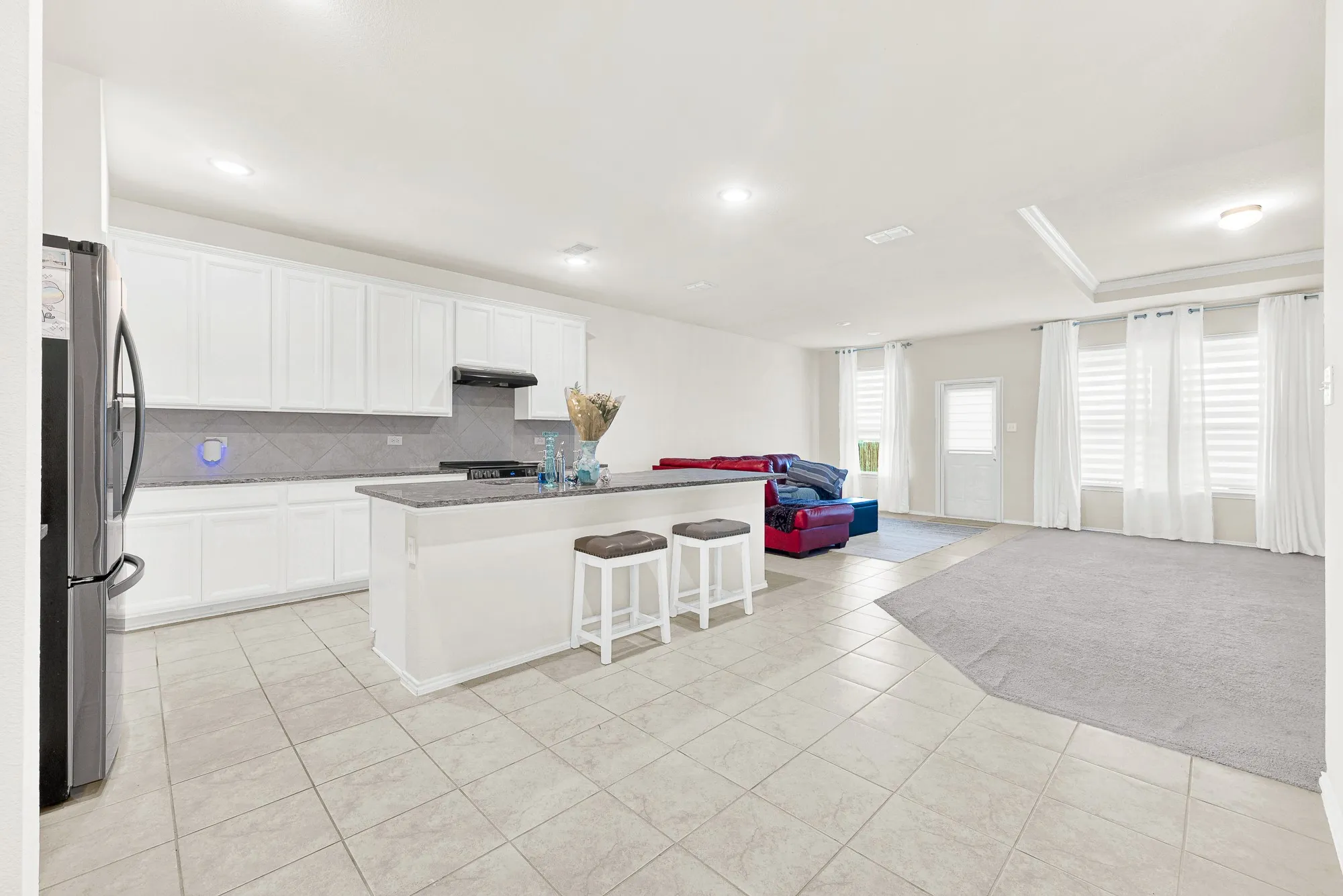 Single Family Residence For Sale in Kaufman County , 1020 Voca Drive, Forney, Texas 75126, 4 Bedroom, 3 Bathroom, 2 Garage spaces, 2,498 Sqft, built in 2020, mls#21381087, Real Estate Agent in Forney, Homes For Sale in Kaufman county, Homes For Sale in Forney, Realtor in Forney Texas, Real Estate Brokerage Independent Realty Texas, Luminita Cordes Realtor